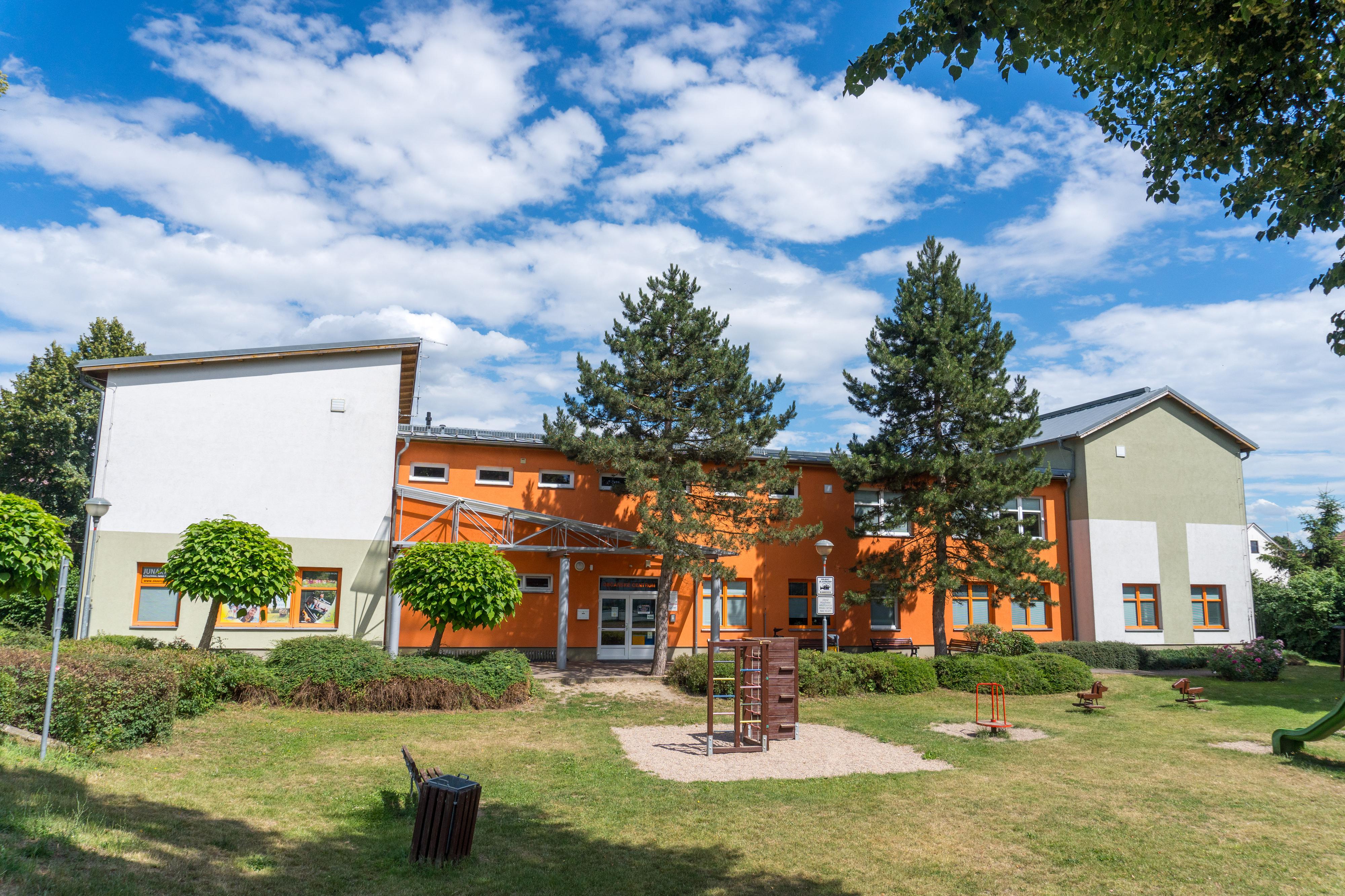 Dům dětí a mládeže, Chlumec nad Cidlinou foto 2