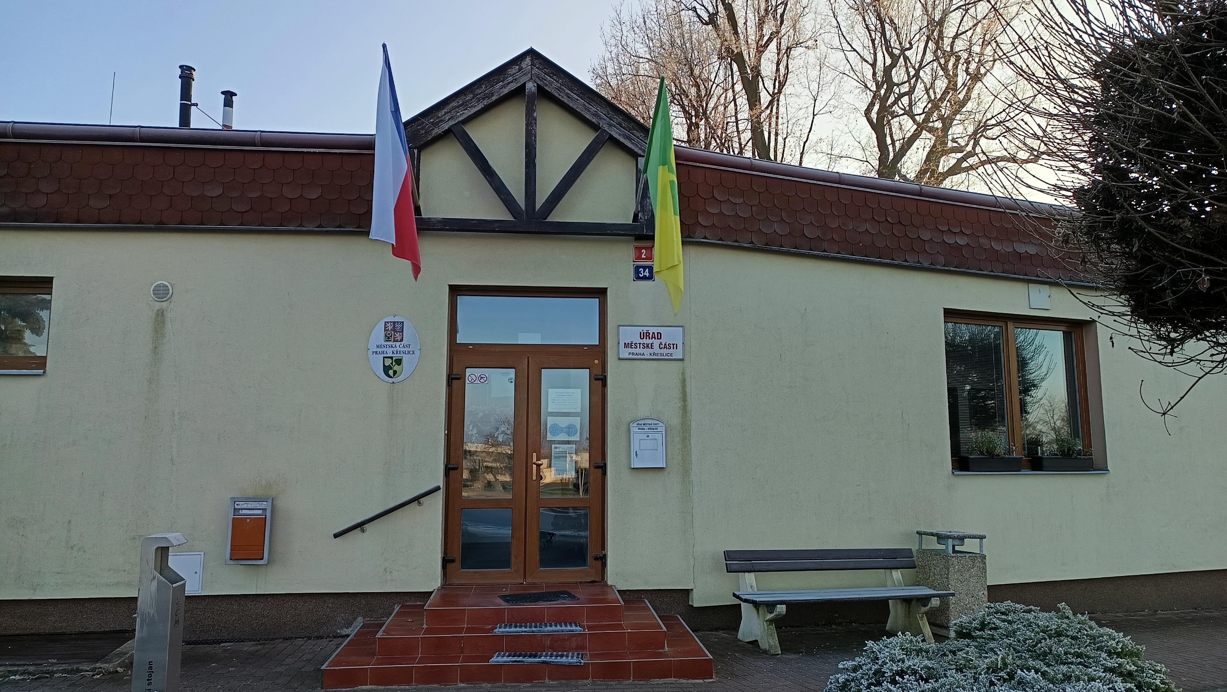 Úřad městské části Praha-Křeslice foto 2