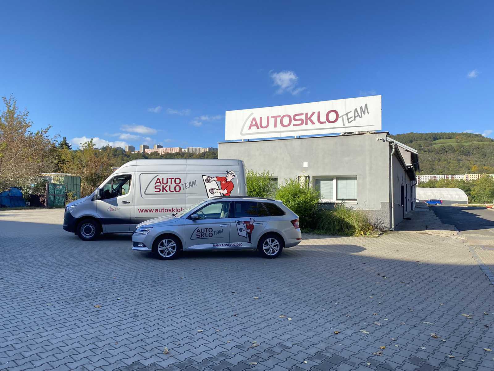 AUTOSKLO TEAM foto 4