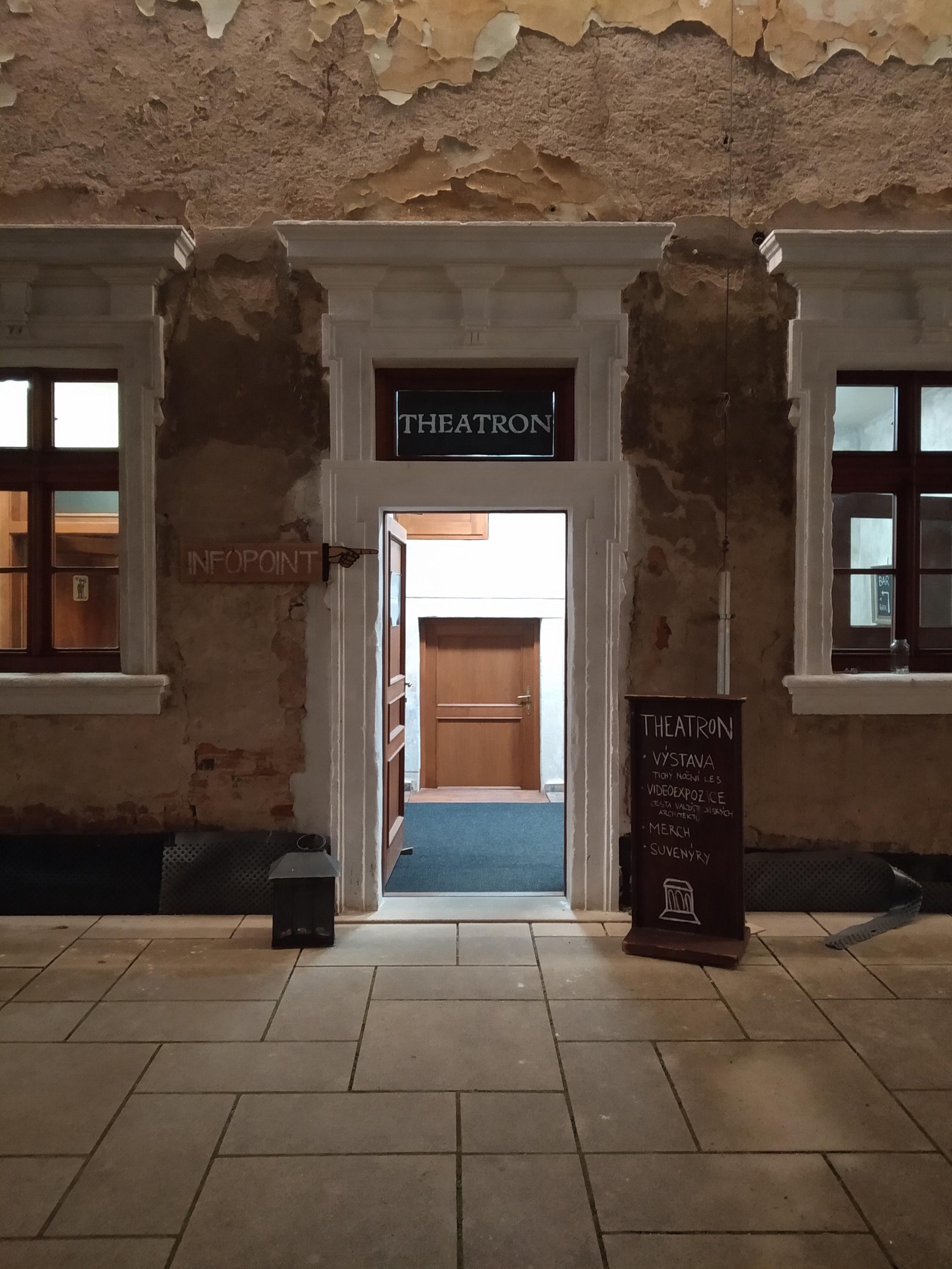 Valdštejnská lodžie foto 2