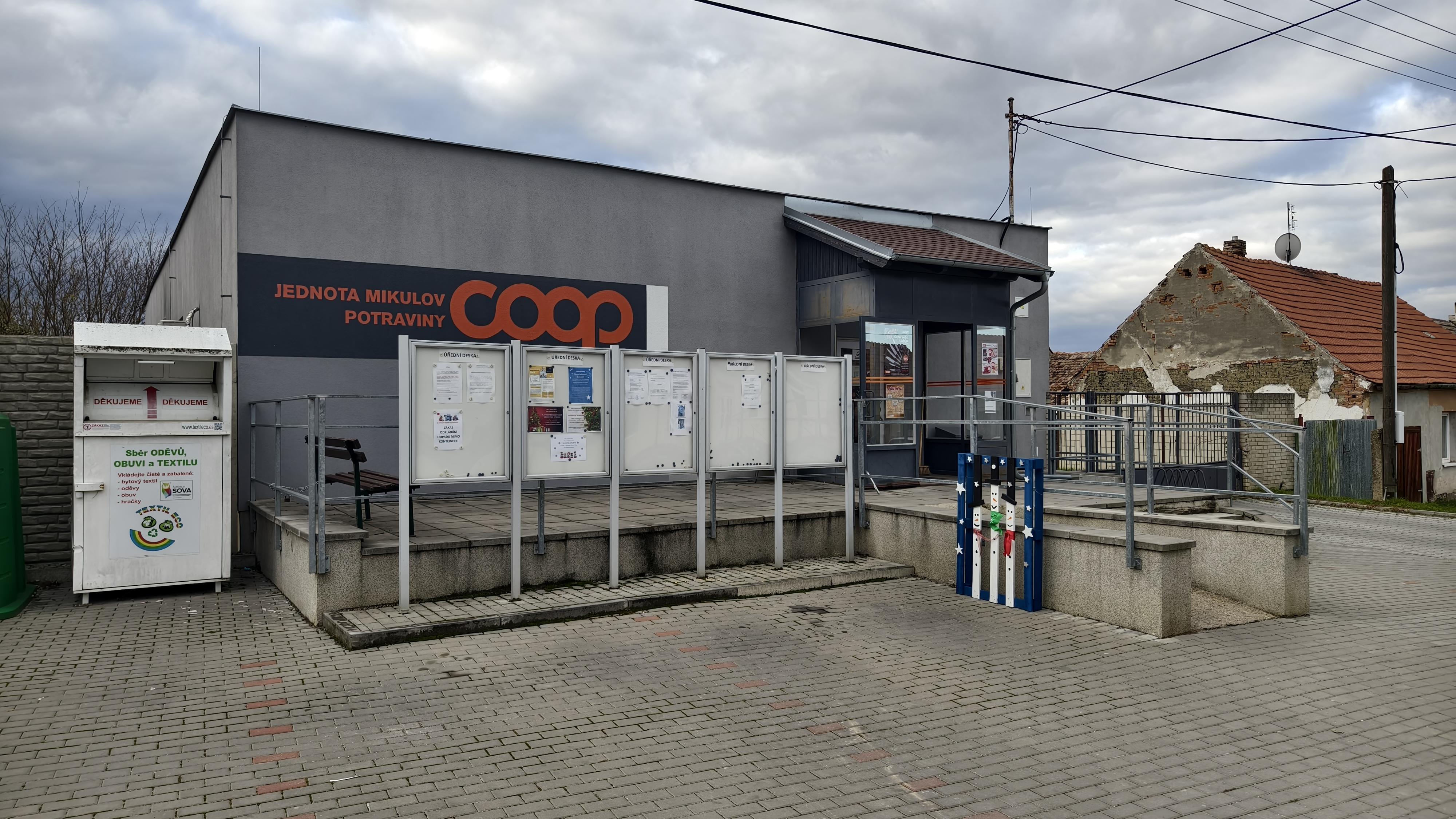 COOP - Jednota, spotřební družstvo v Mikulově foto 2