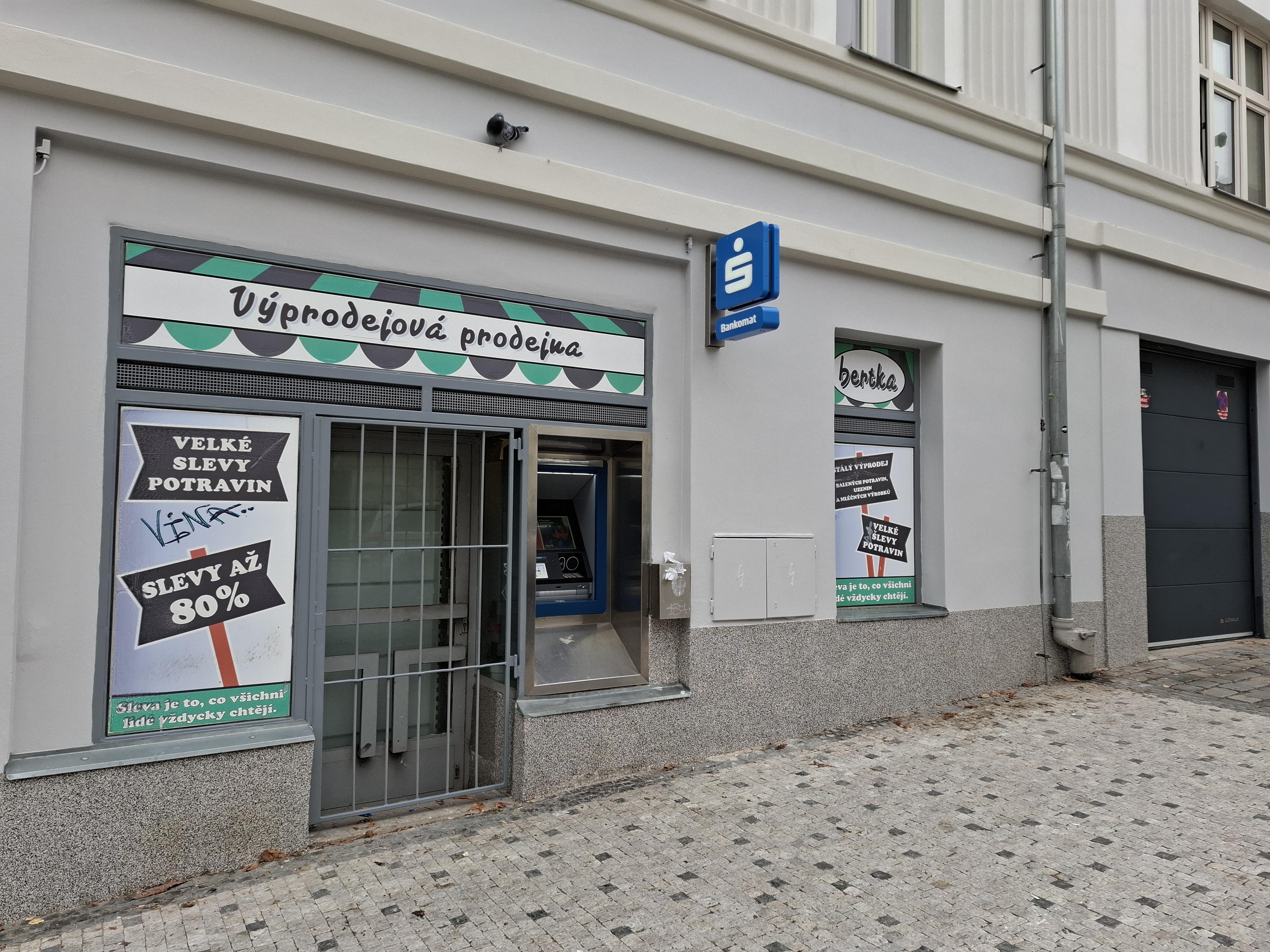 Bankomat České spořitelny foto 2