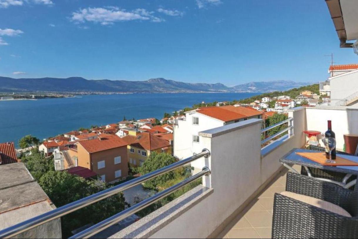 VELU Real Invest, s.r.o.