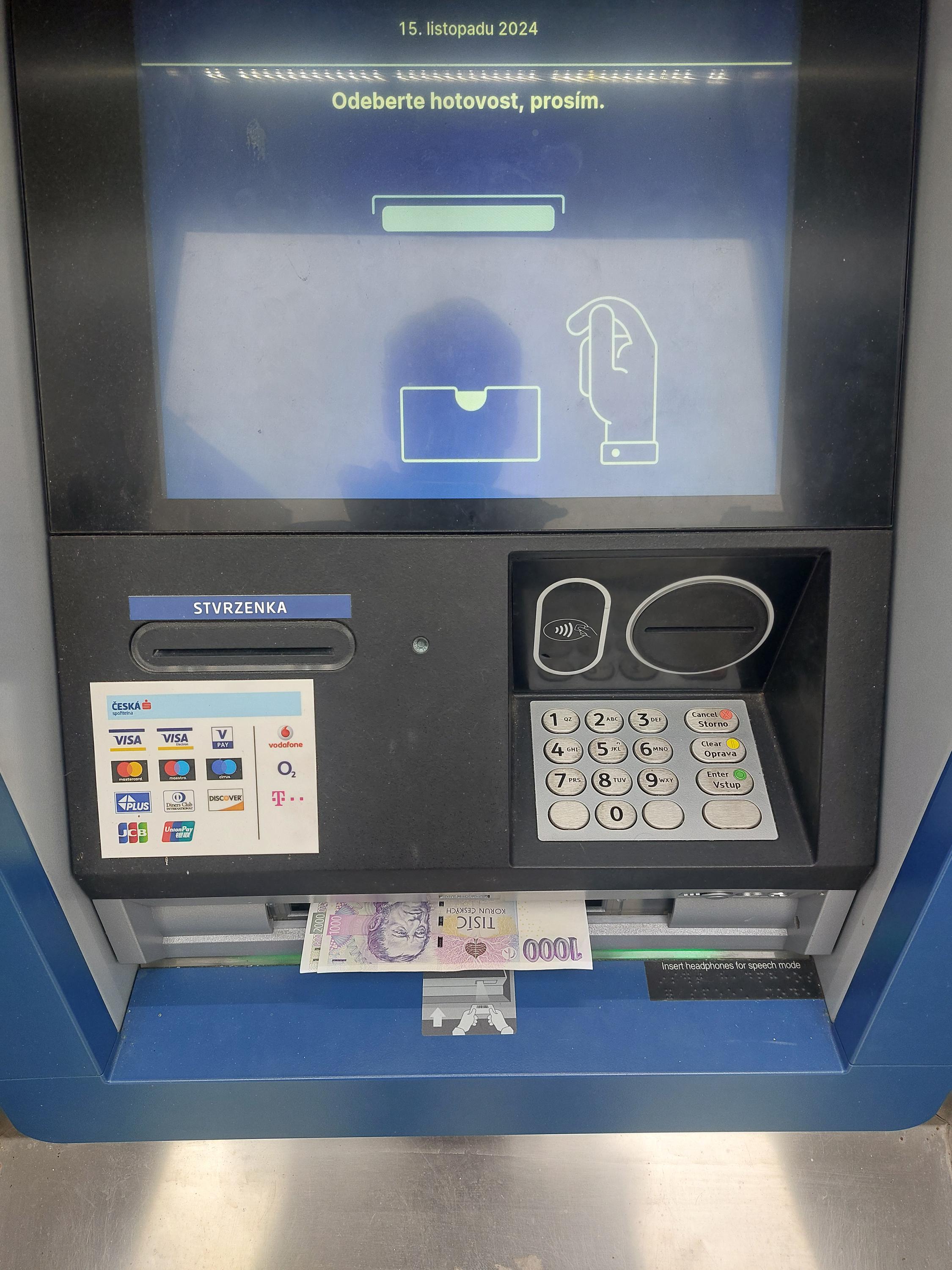 Bankomat České spořitelny foto 3