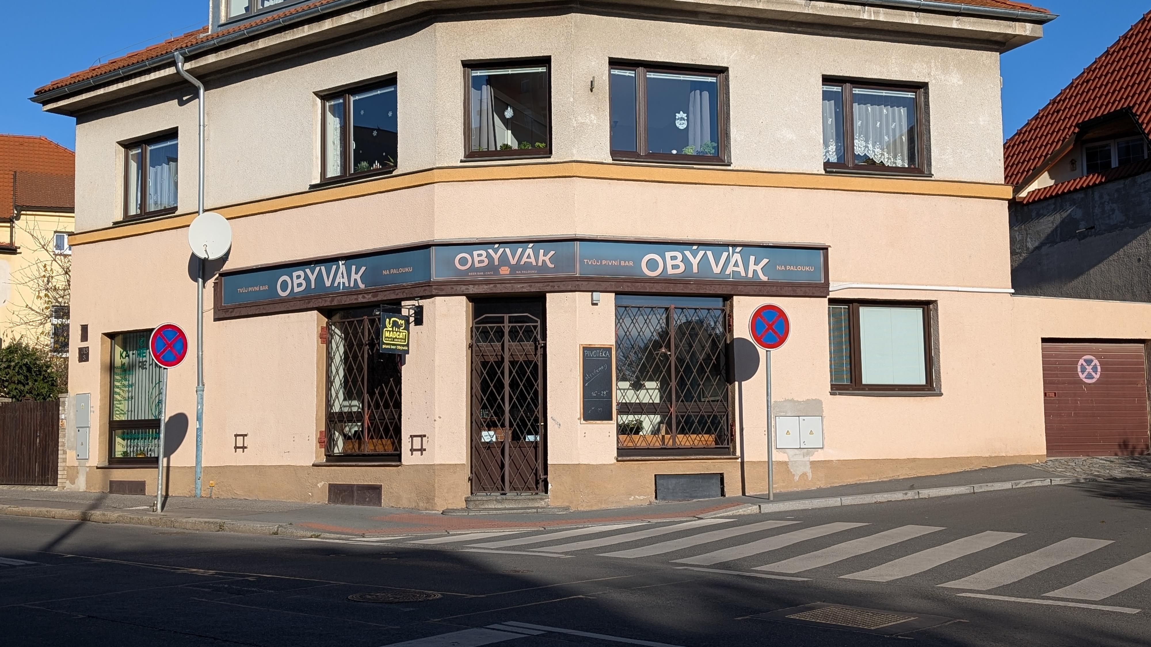 Obývák - tvůj pivní bar foto 6