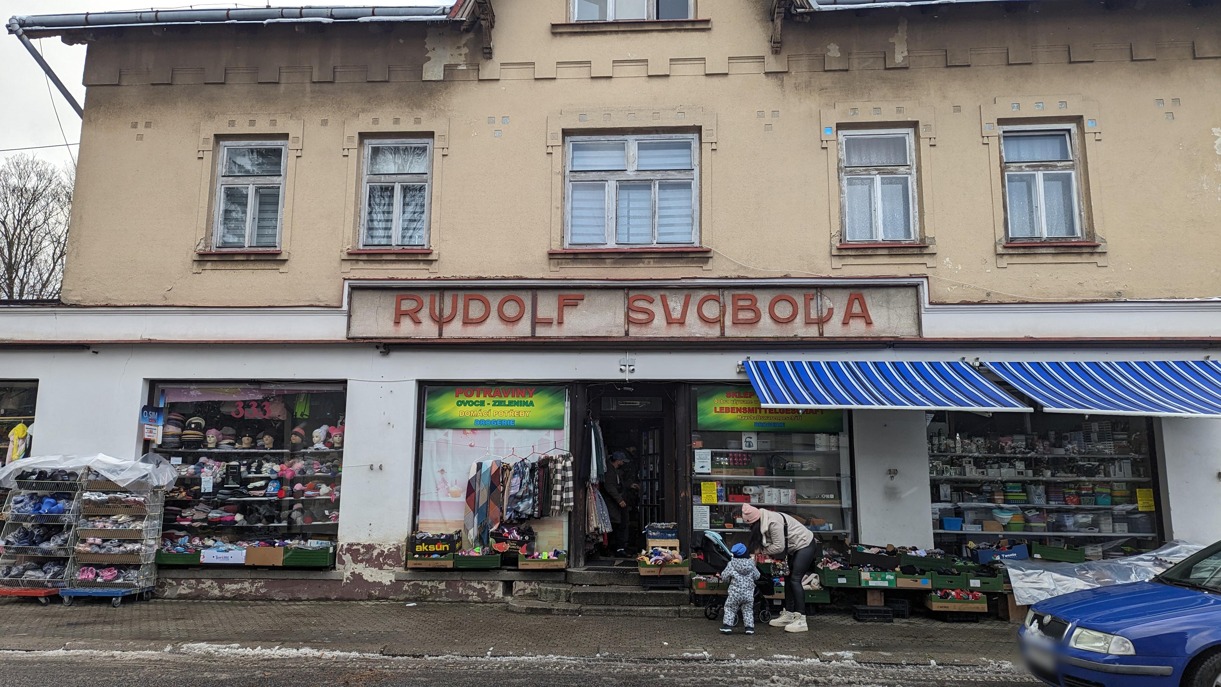 Potraviny u pekárny foto 6