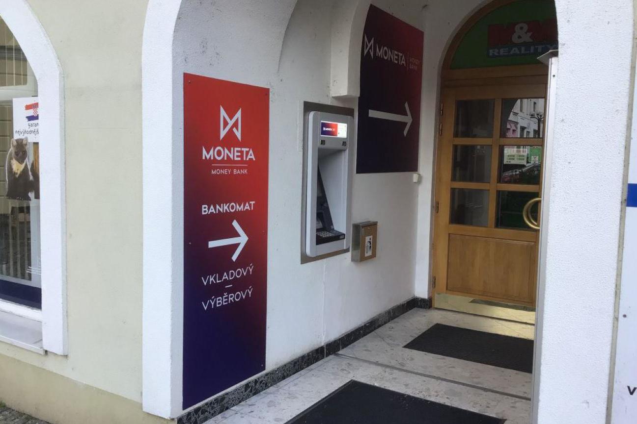 Bankomat MONETA Money Bank vkladový