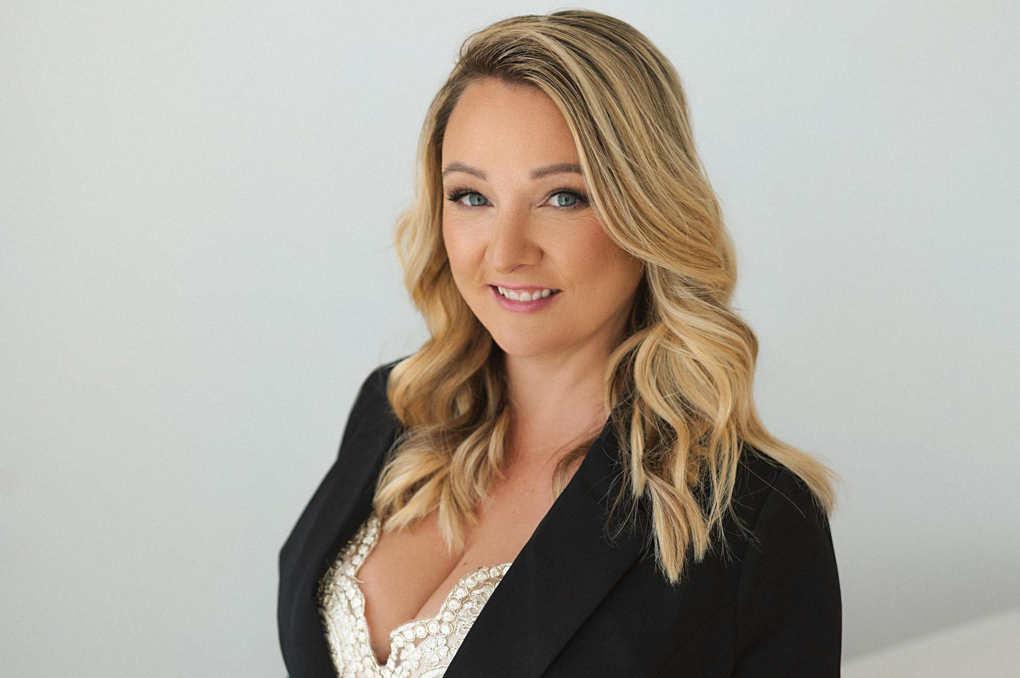 Martina Šoltysová - realitní makléř