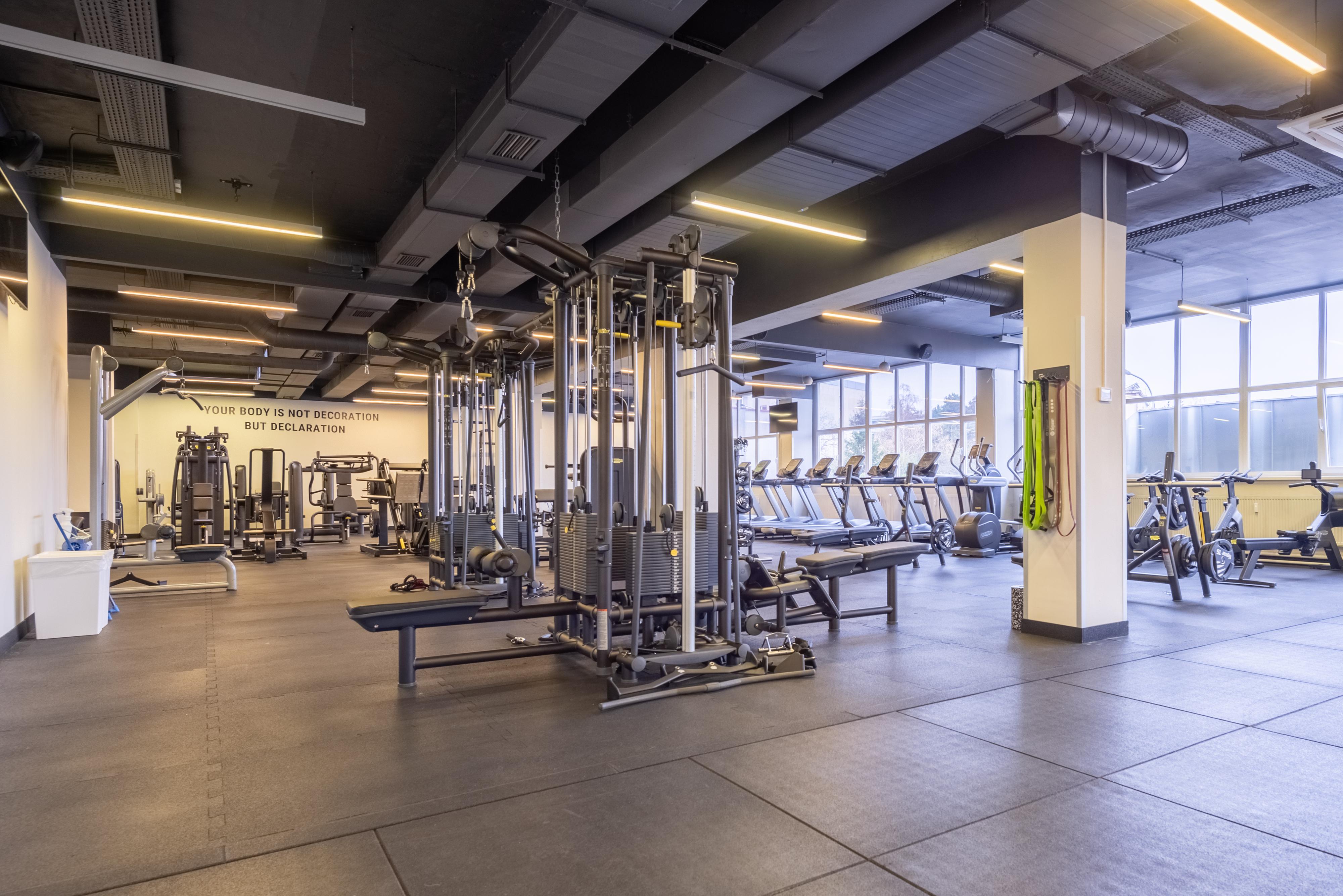 Form Factory Fitness Clubs foto 4