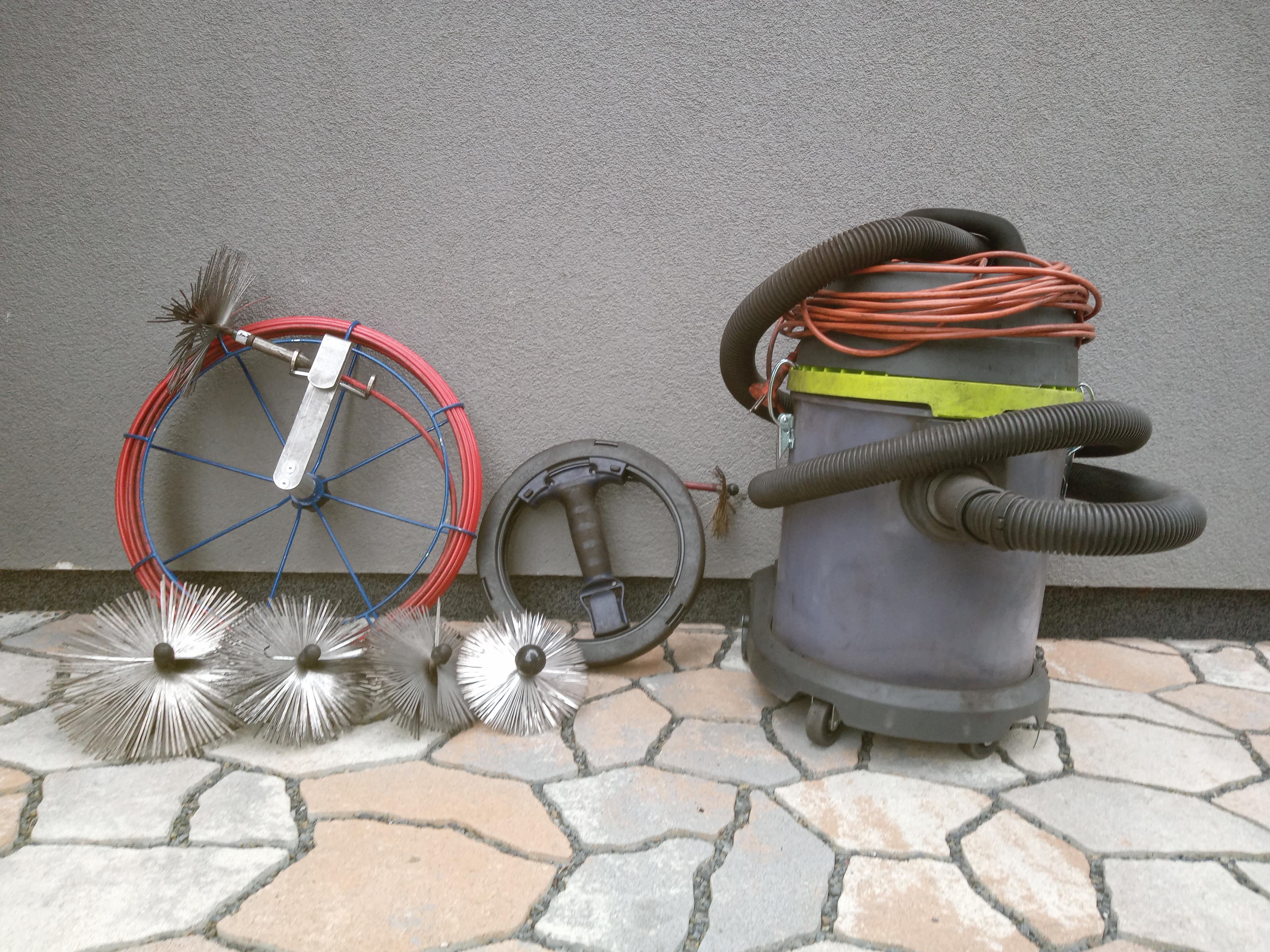 Kominík Lukáš Mojdl