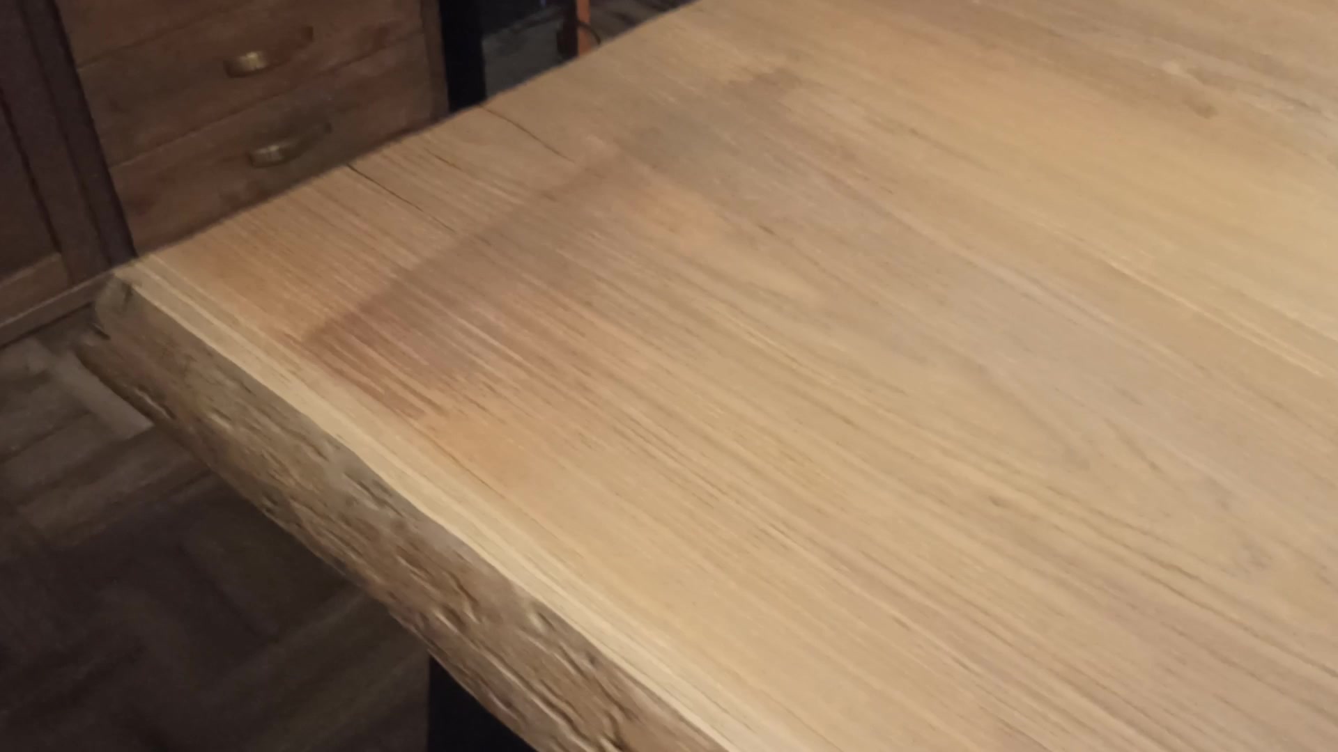 Jiří Müller - Design of oak wood foto 2 (náhled videa)