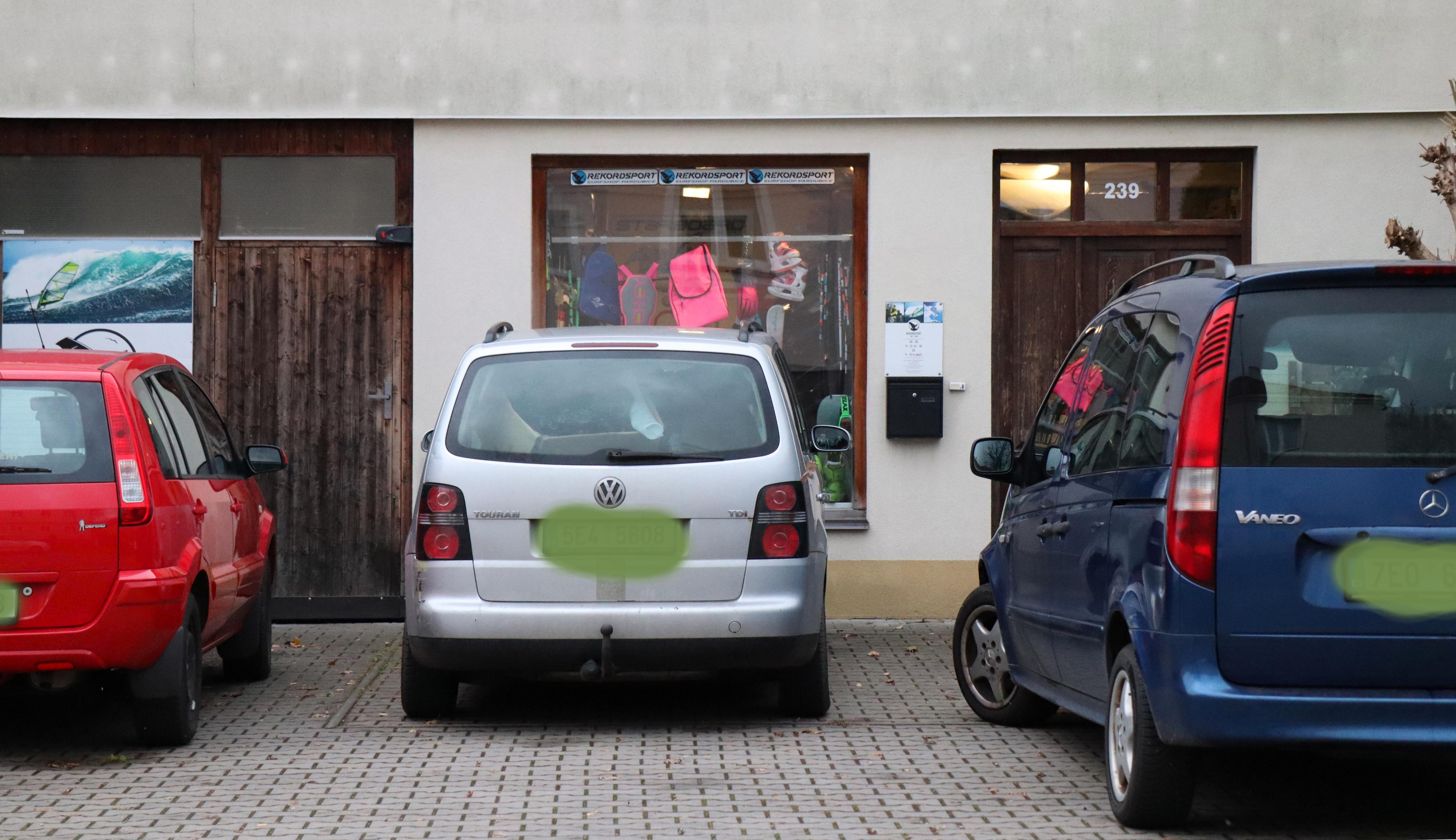 Rekordsport Surfshop foto 2