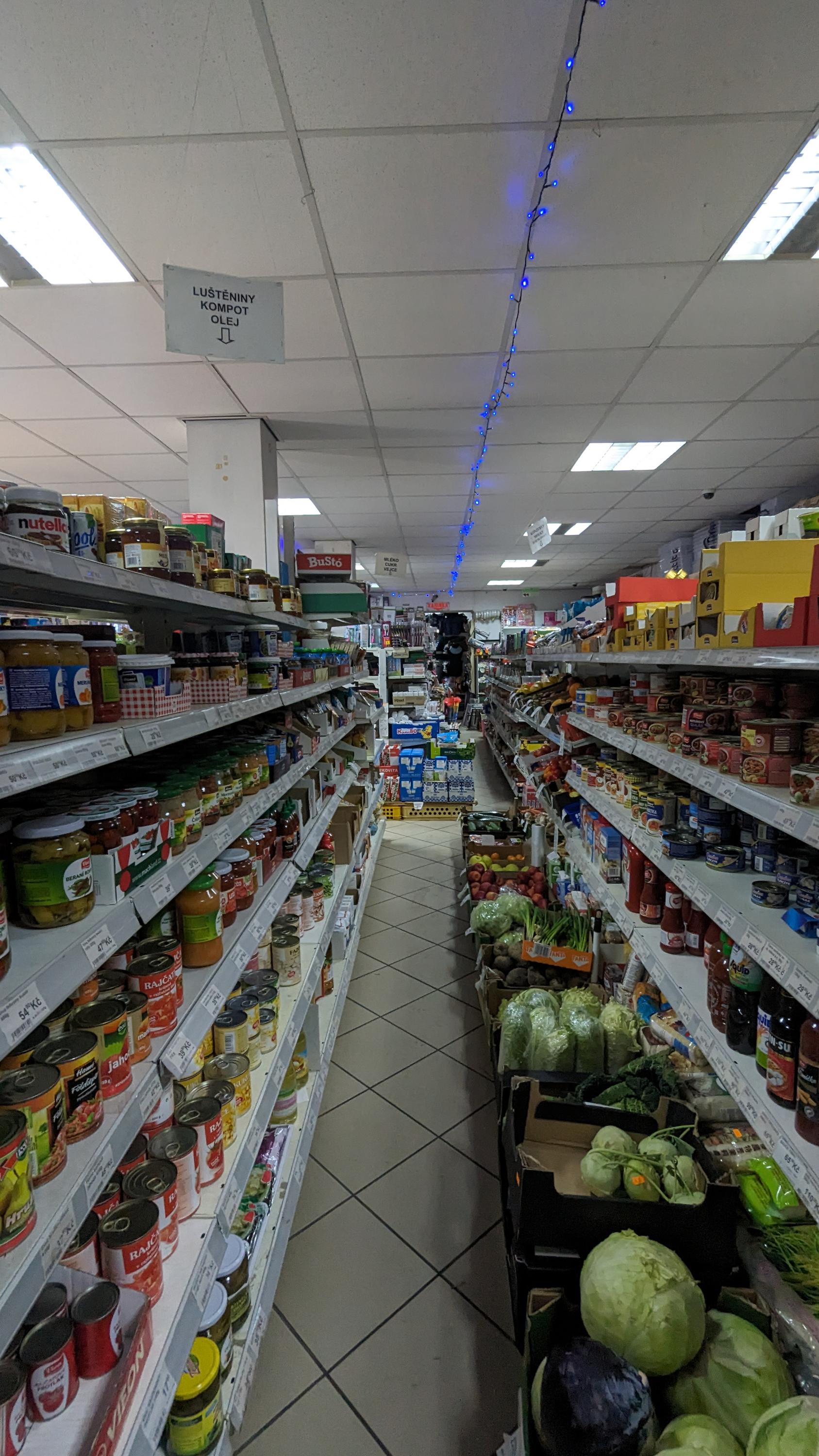 Potraviny u pekárny foto 5
