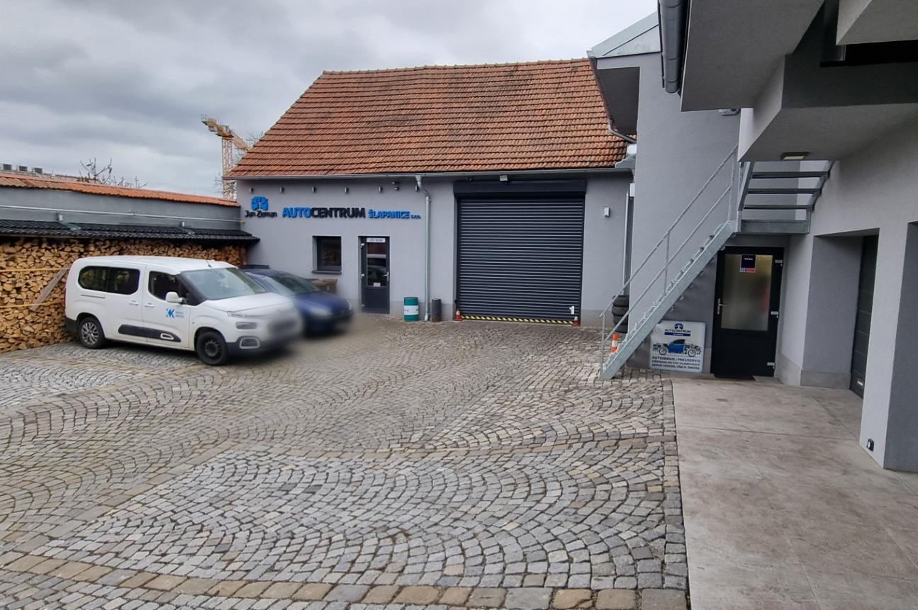 Autocentrum Šlapanice