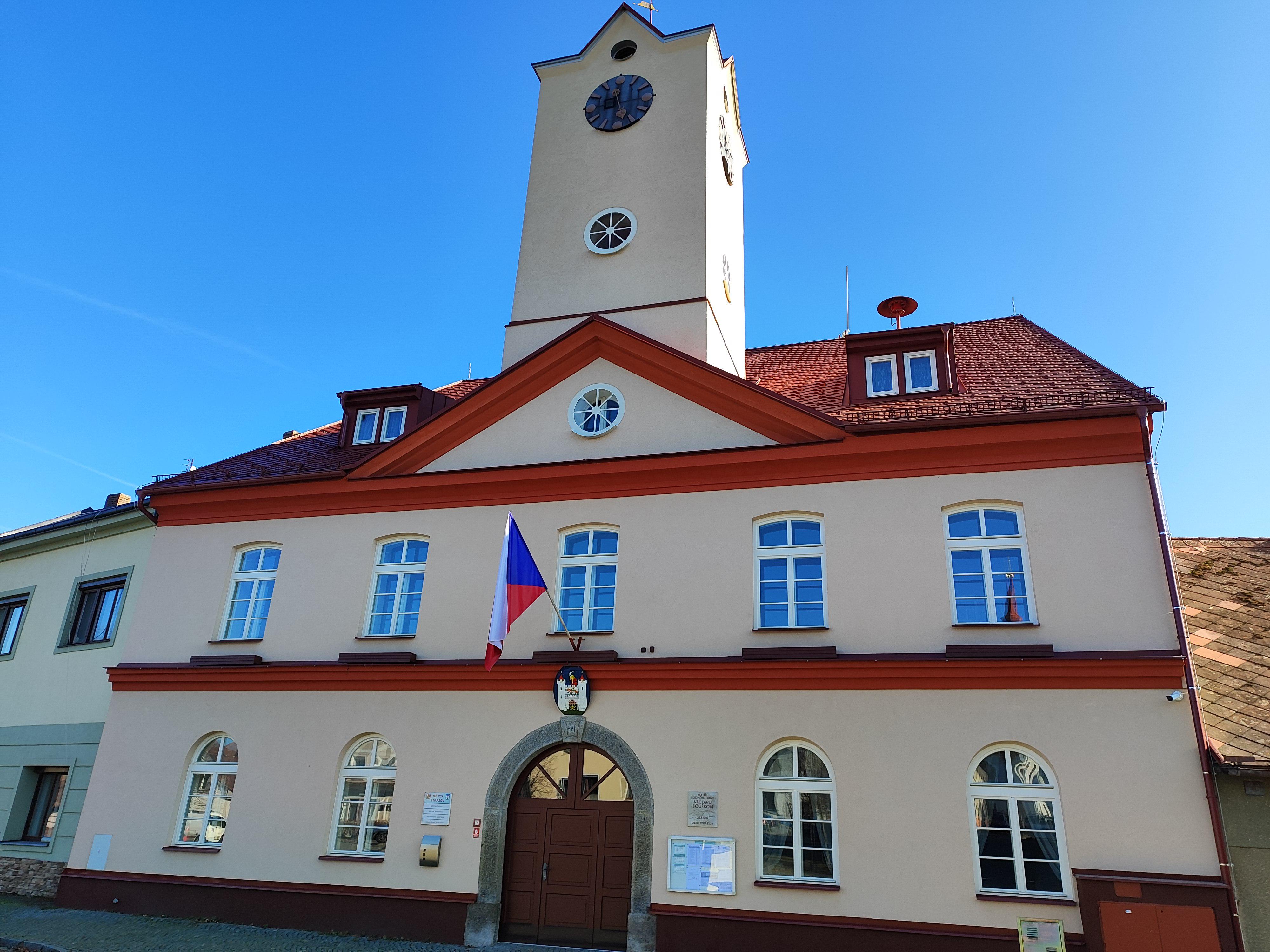 Strážov - městský úřad foto 4