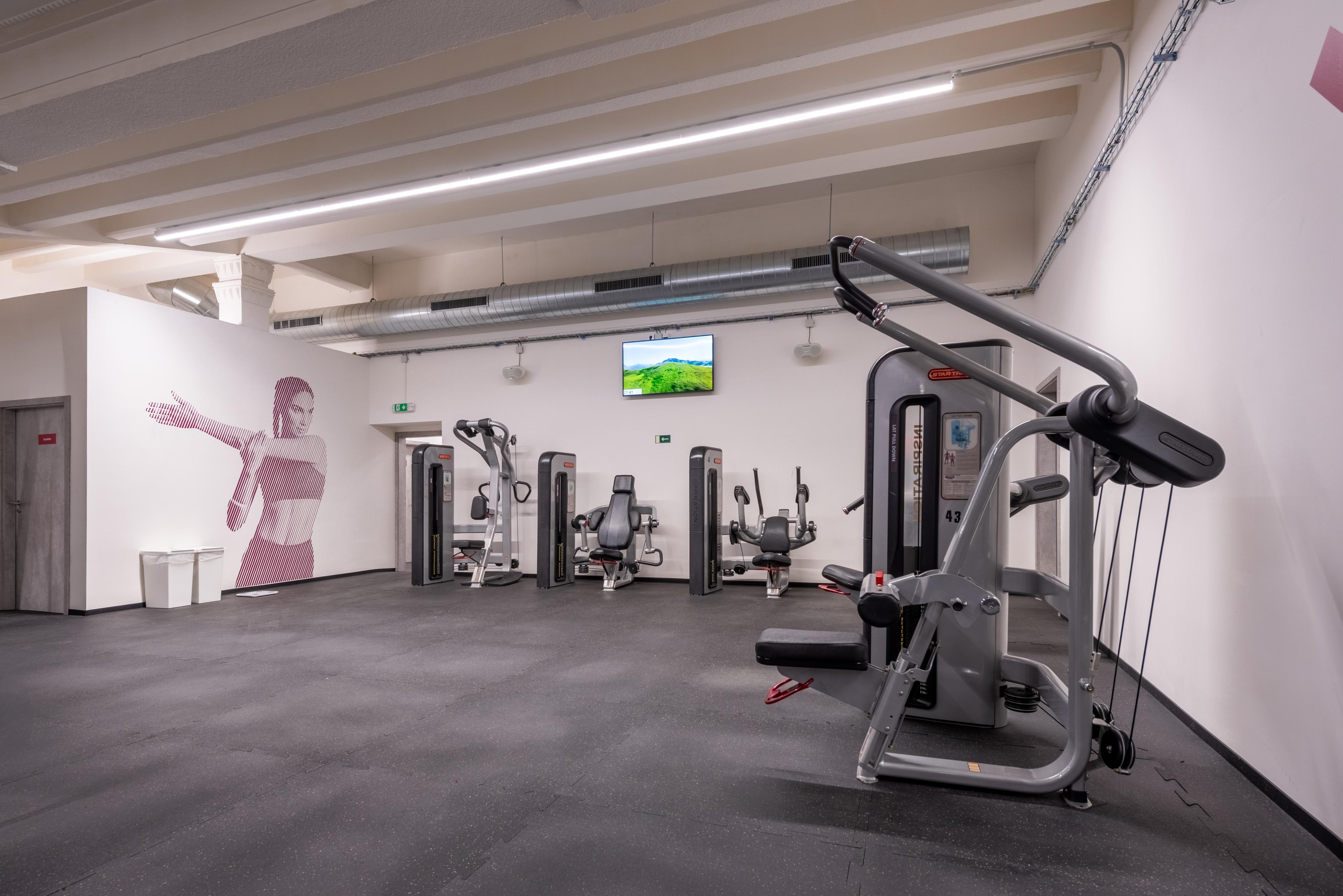 Form Factory Fitness Clubs foto 3