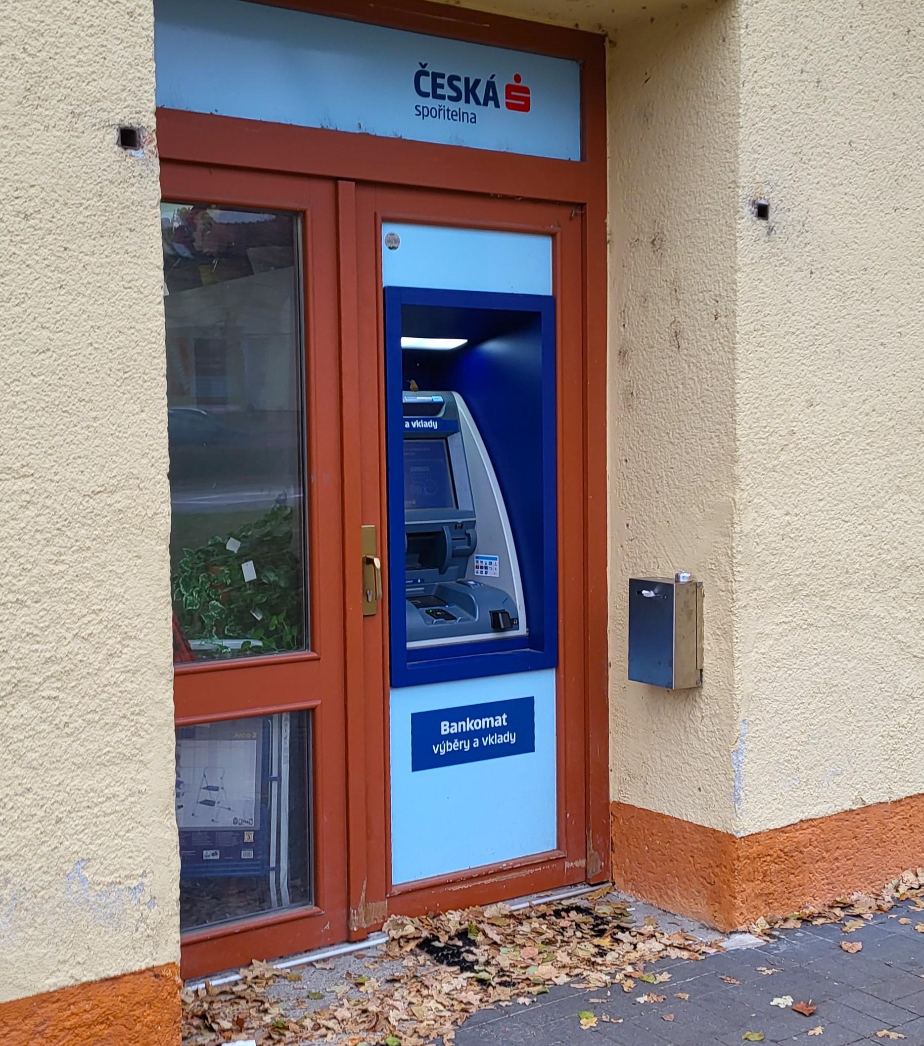 Bankomat České spořitelny foto 3