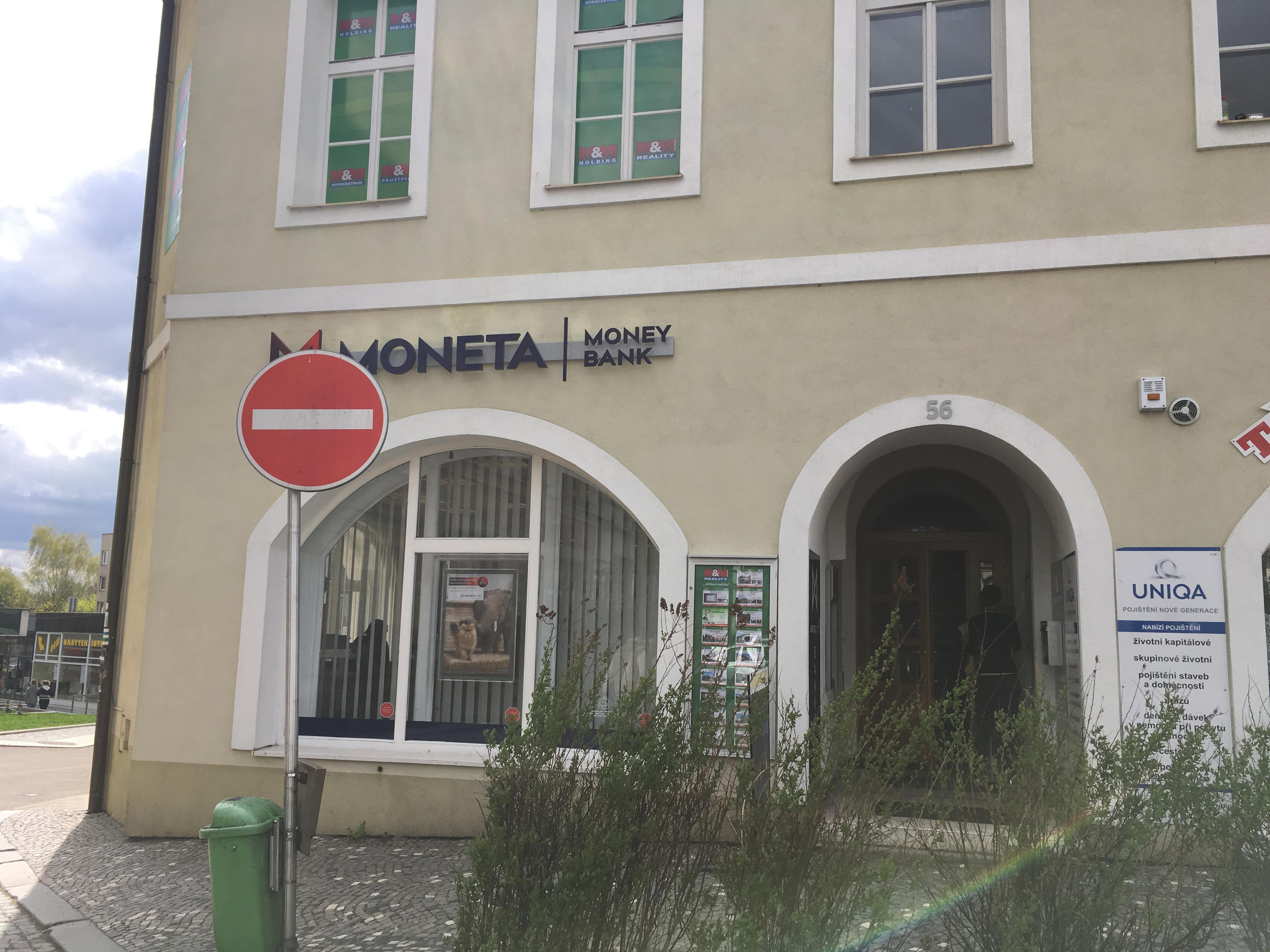 Bankomat MONETA Bank vkladový foto 3