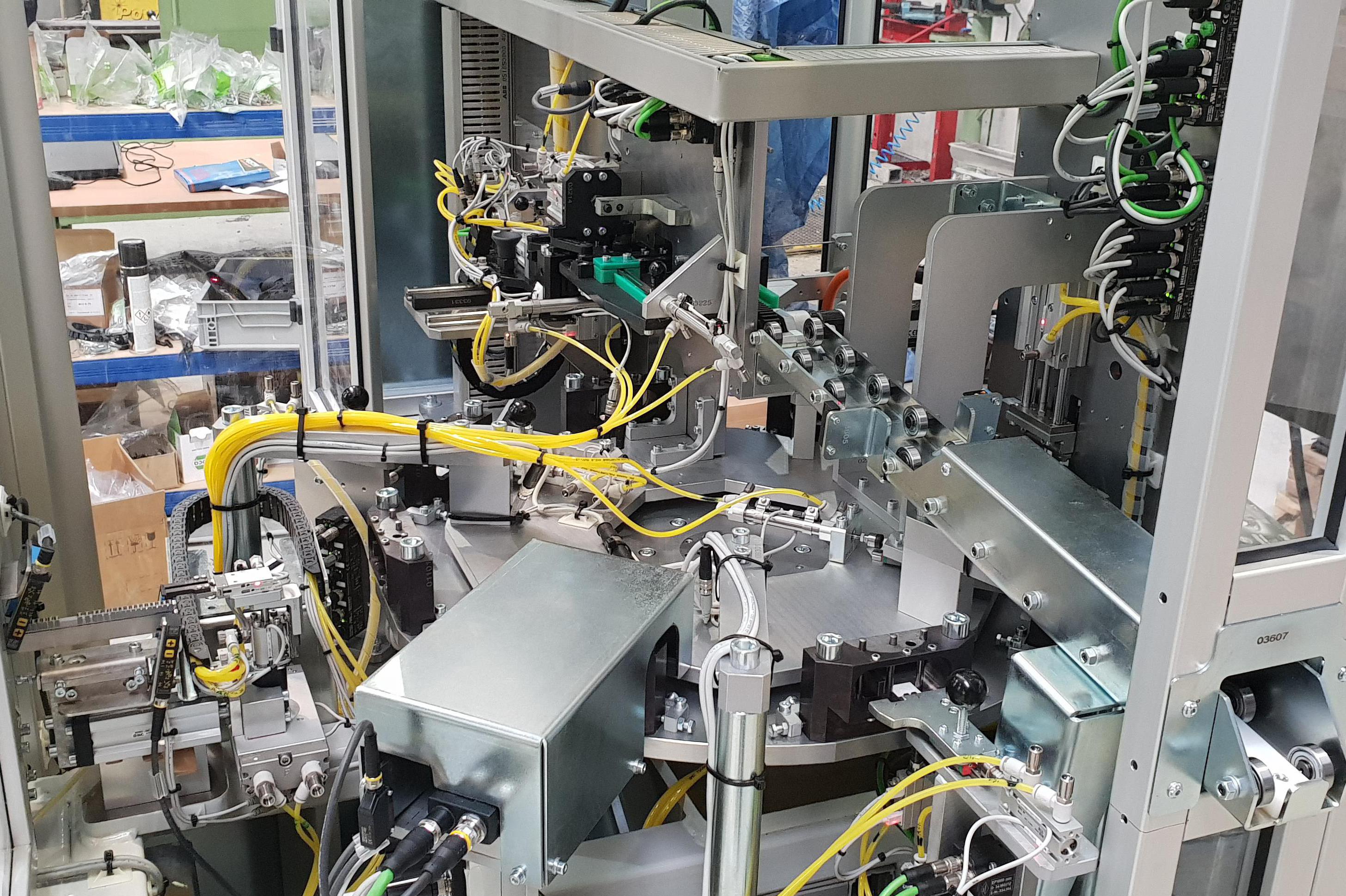 NABÍDKA DODÁVEK JEDNOÚČELOVÝ STROJŮ