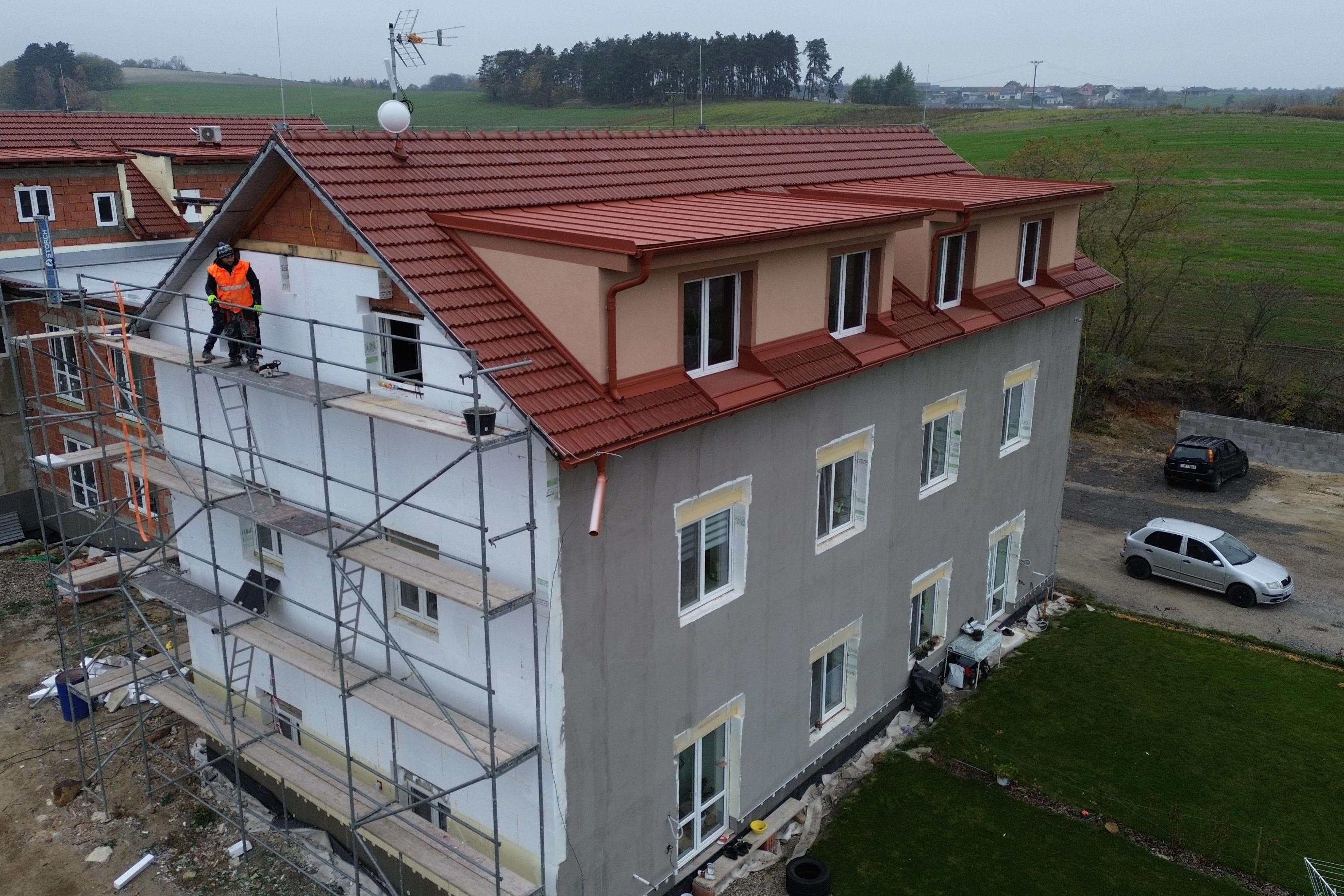 CERMAKSTAV - střechy a fasády