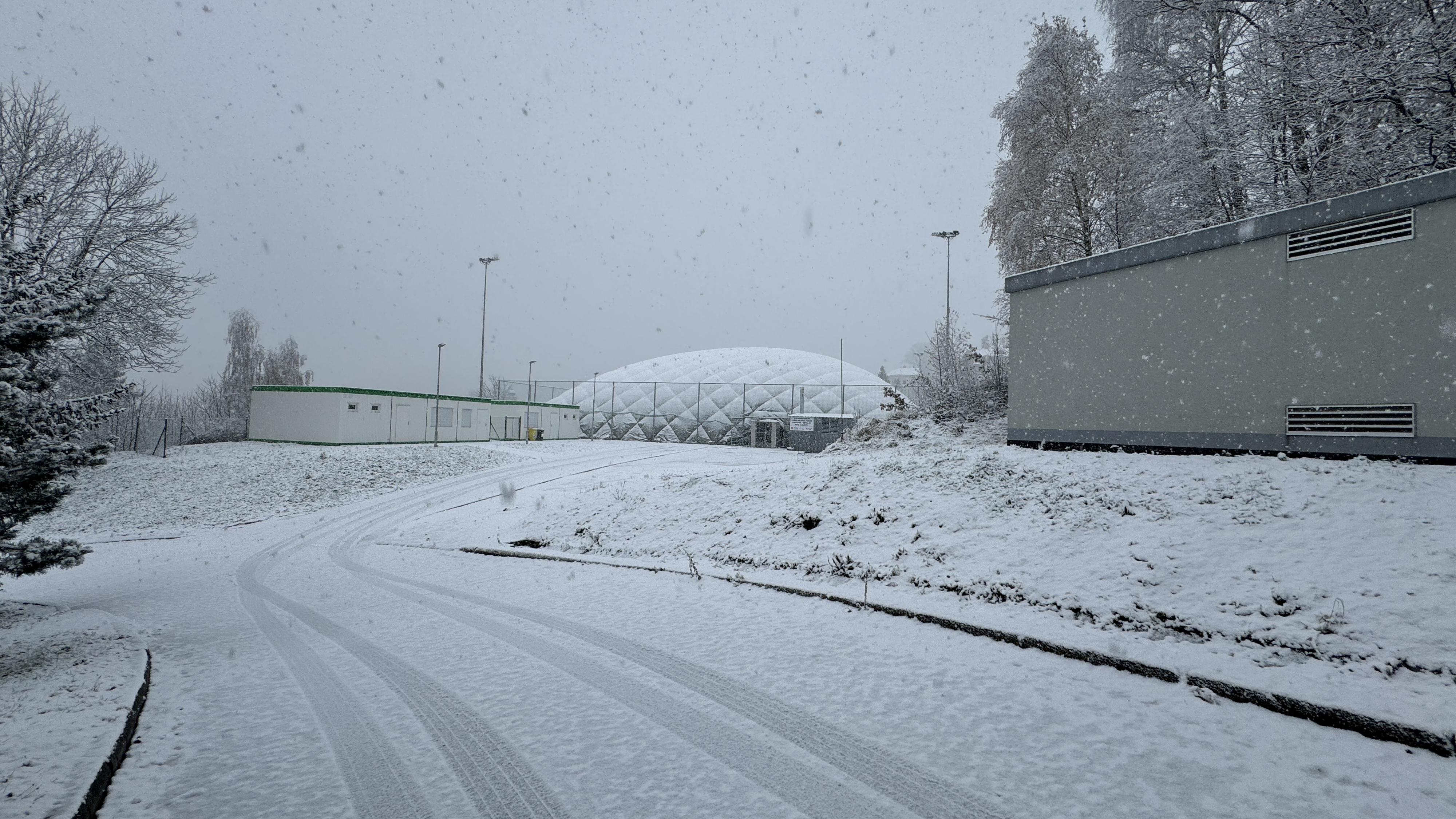 Stadion Střelnice - Nafukovací hala foto 4