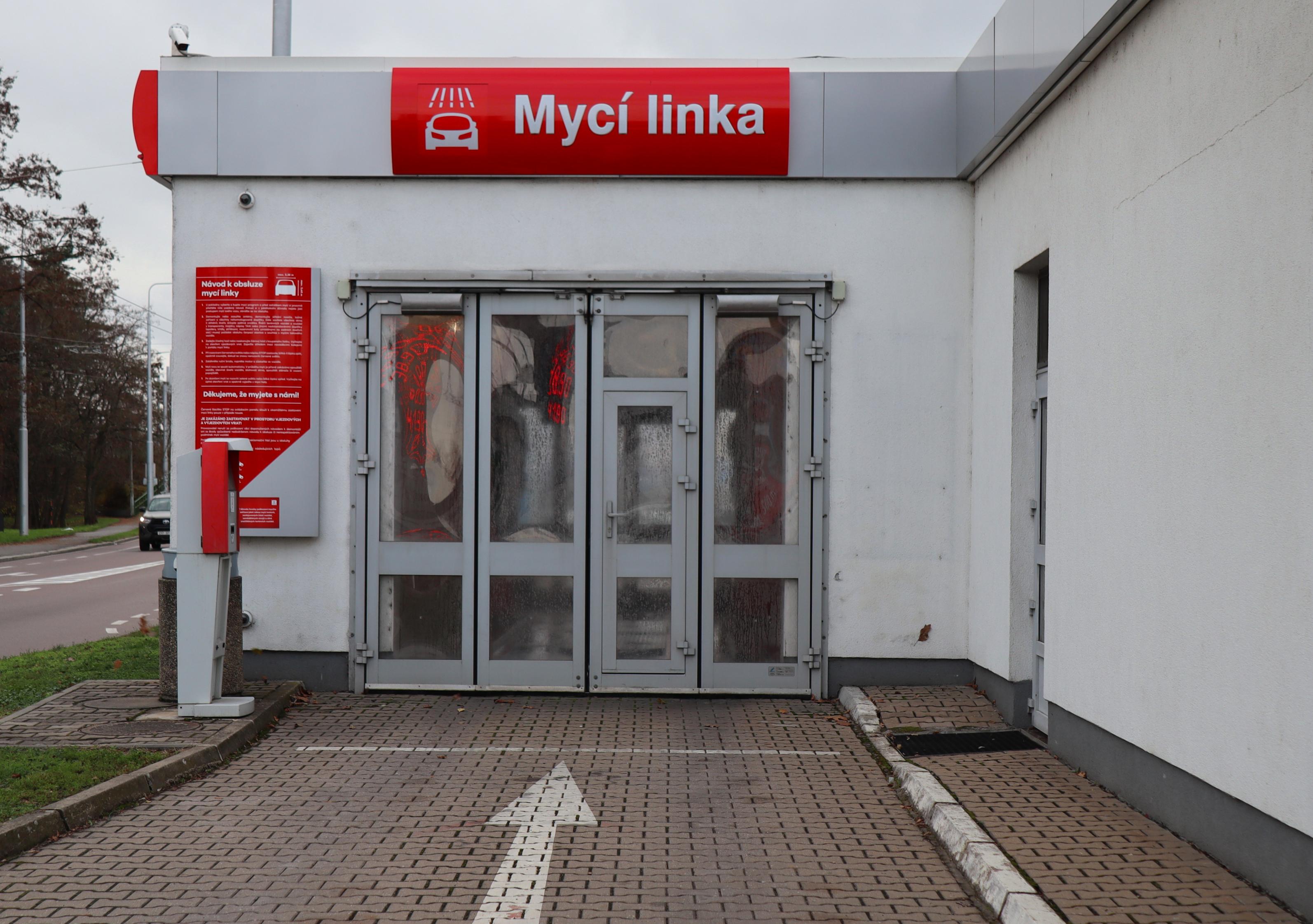 Mycí linka ORLEN foto 3
