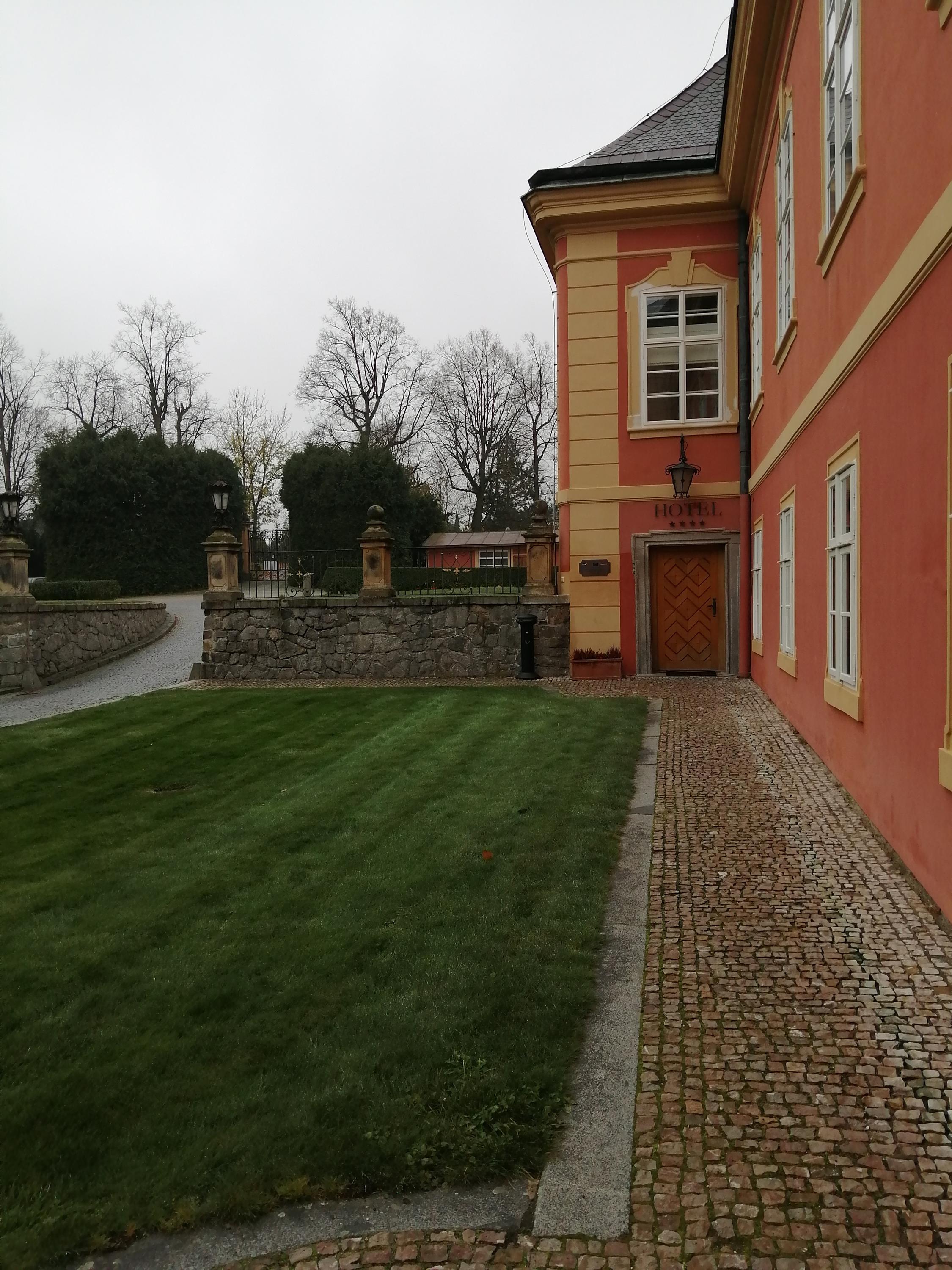 Hotel Garni - Zámek Dobříš foto 6