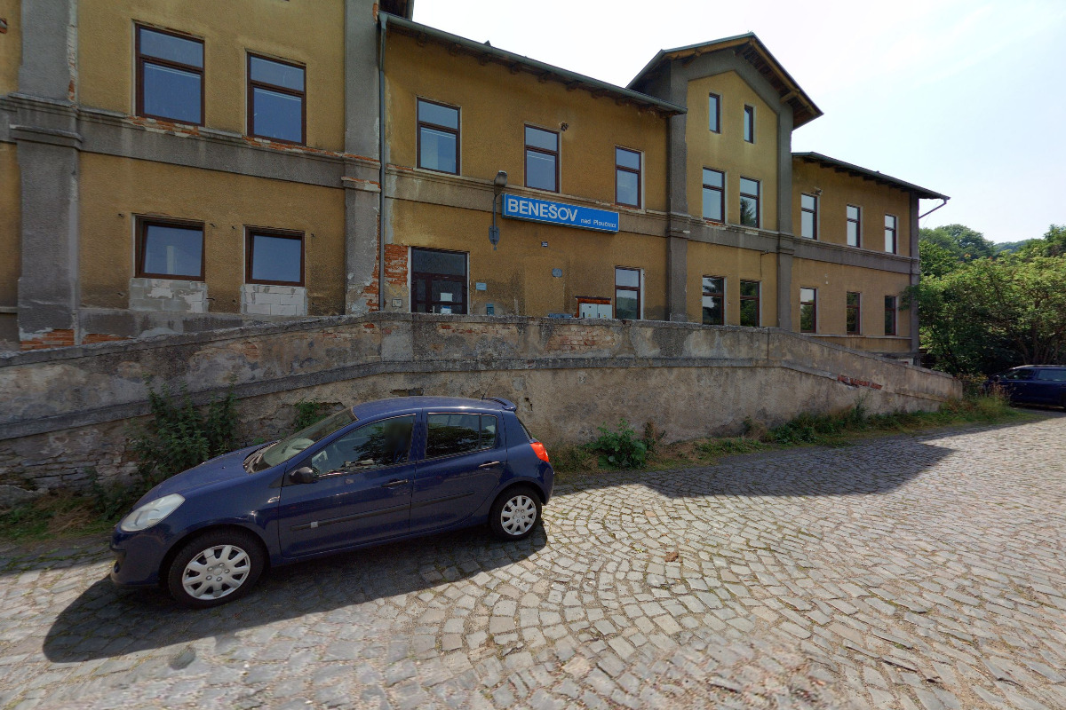 Policie ČR - Obvodní oddělení Benešov nad Ploučnicí foto 3