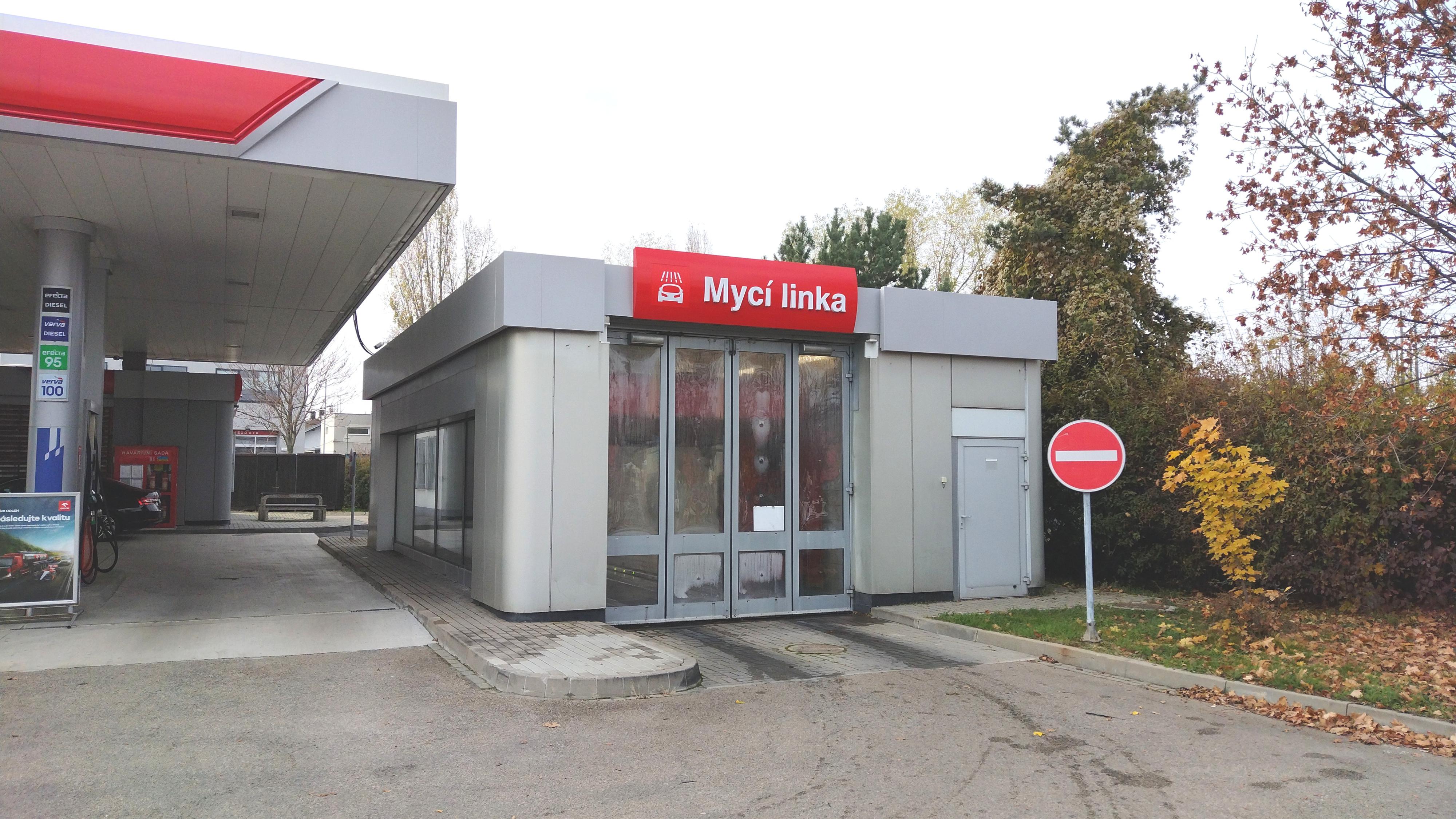 Mycí linka ORLEN foto 2