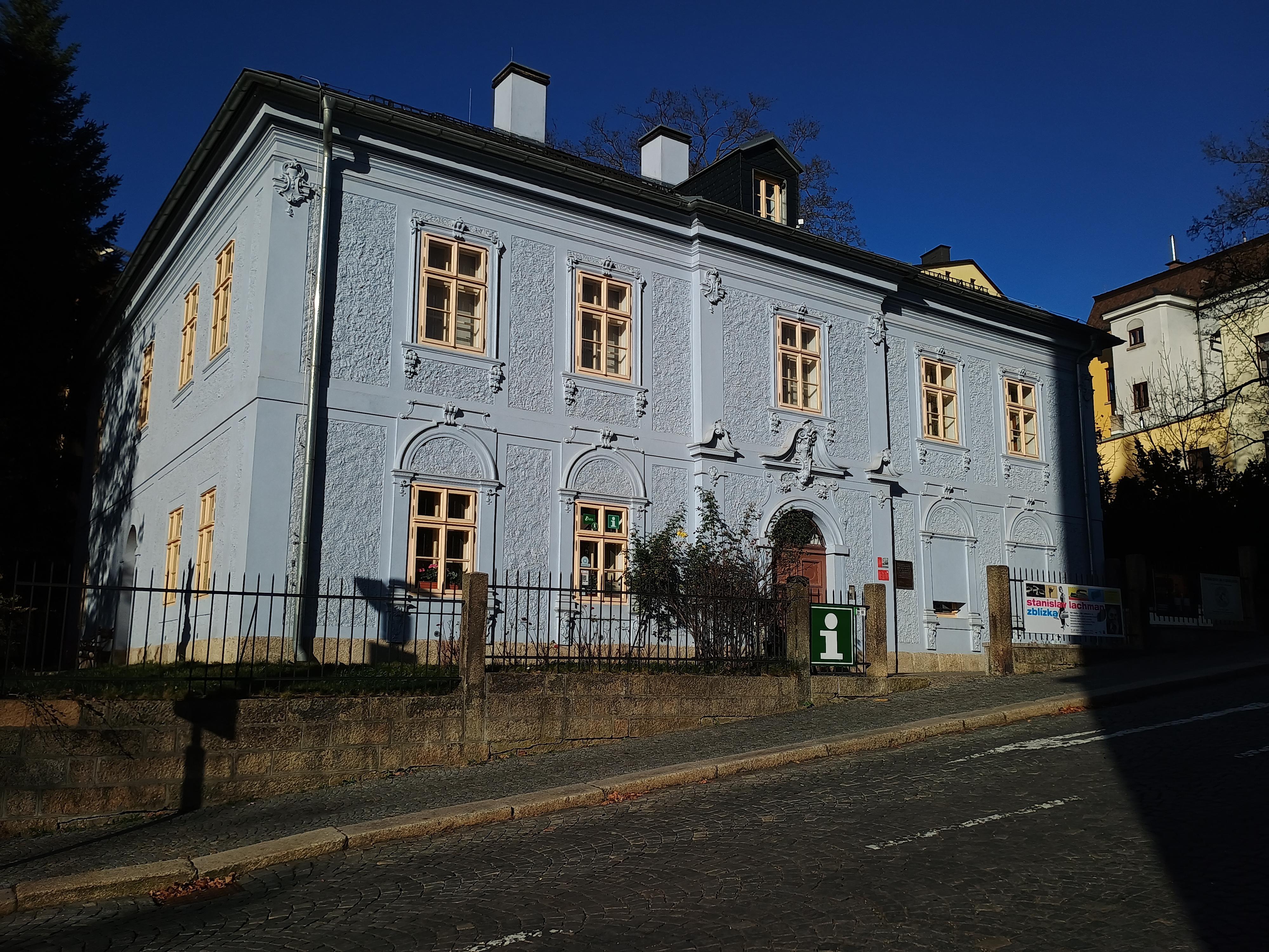 Dům Jany a Josefa V. Scheybalových foto 6