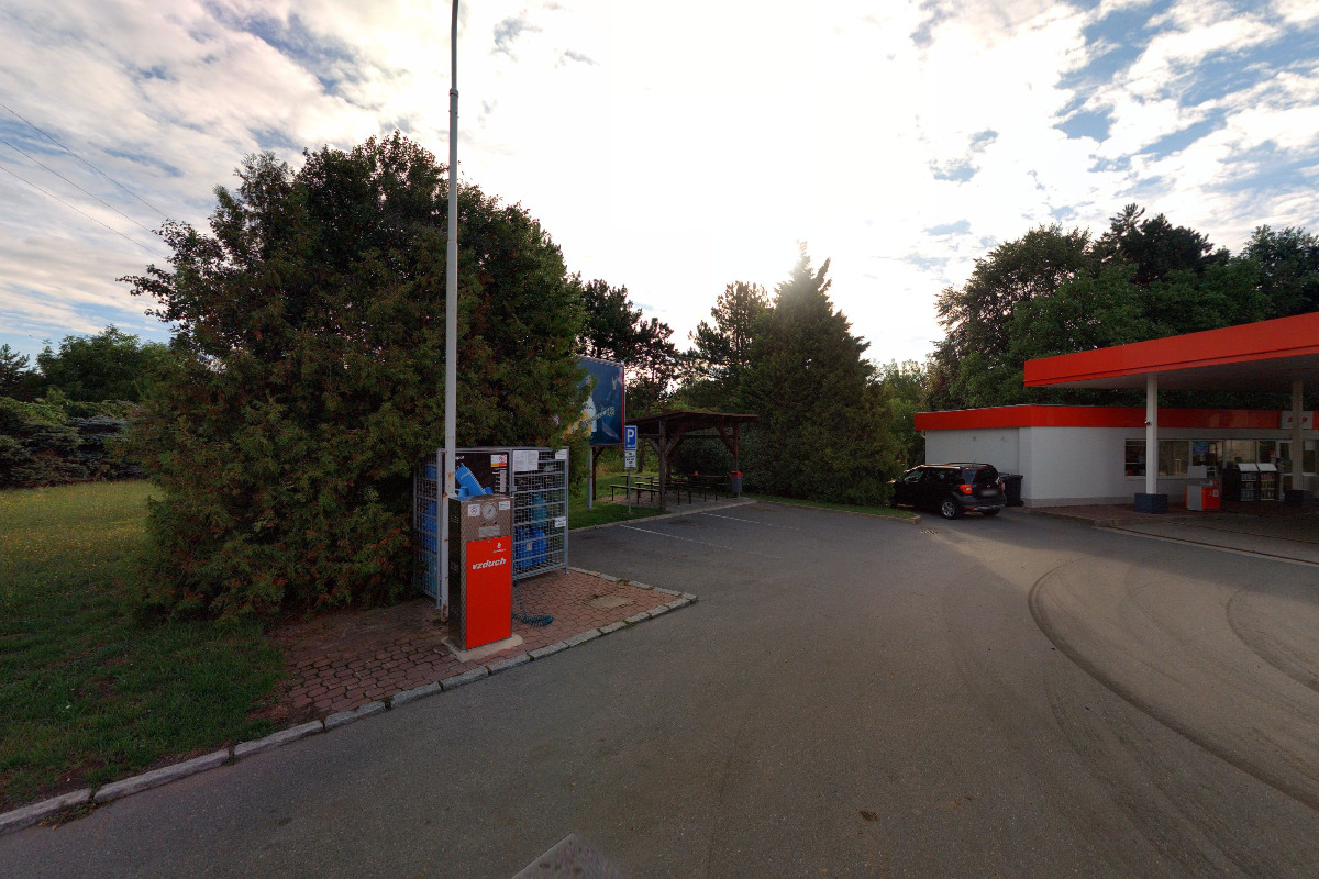 Nabíjecí stanice ČEZ