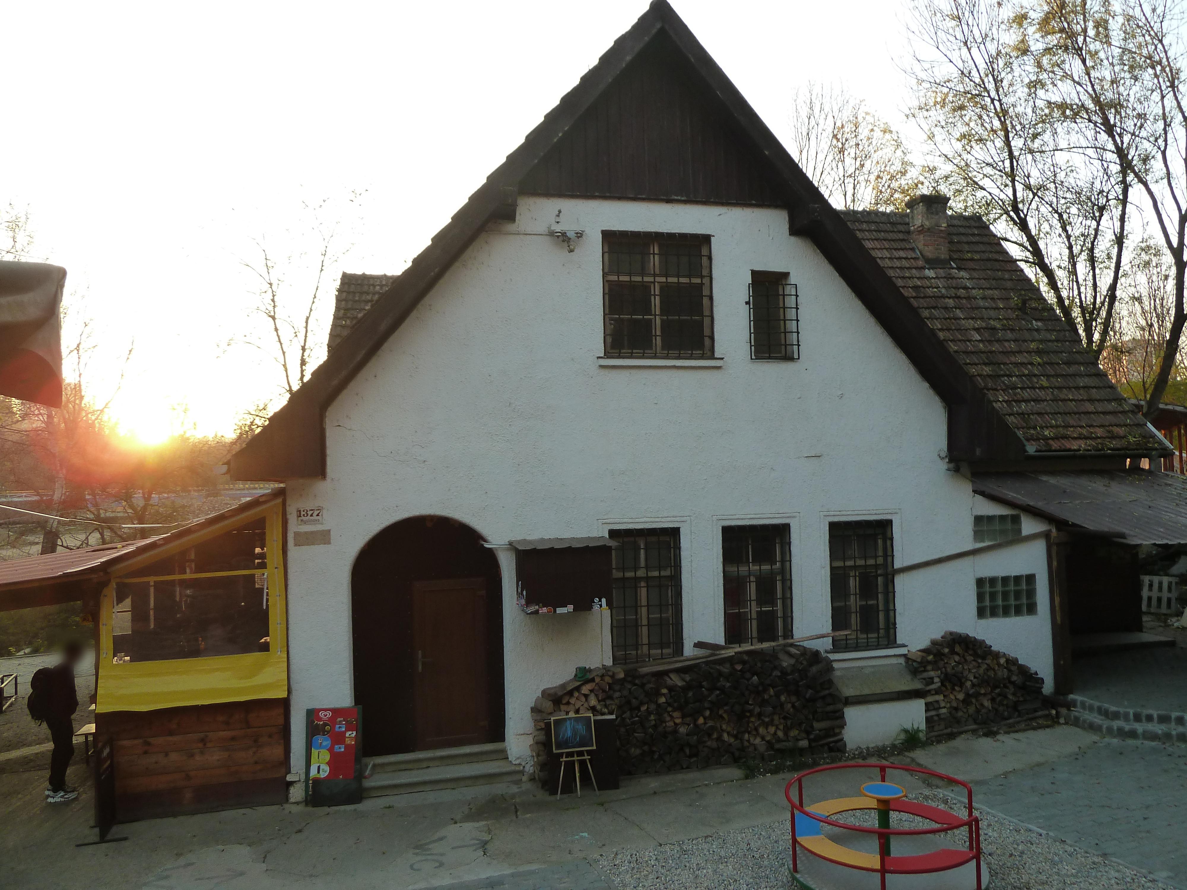 FBB Klub na Dráze 2 Kénik