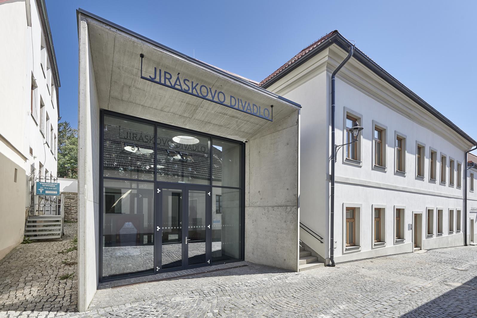 Jiráskovo divadlo