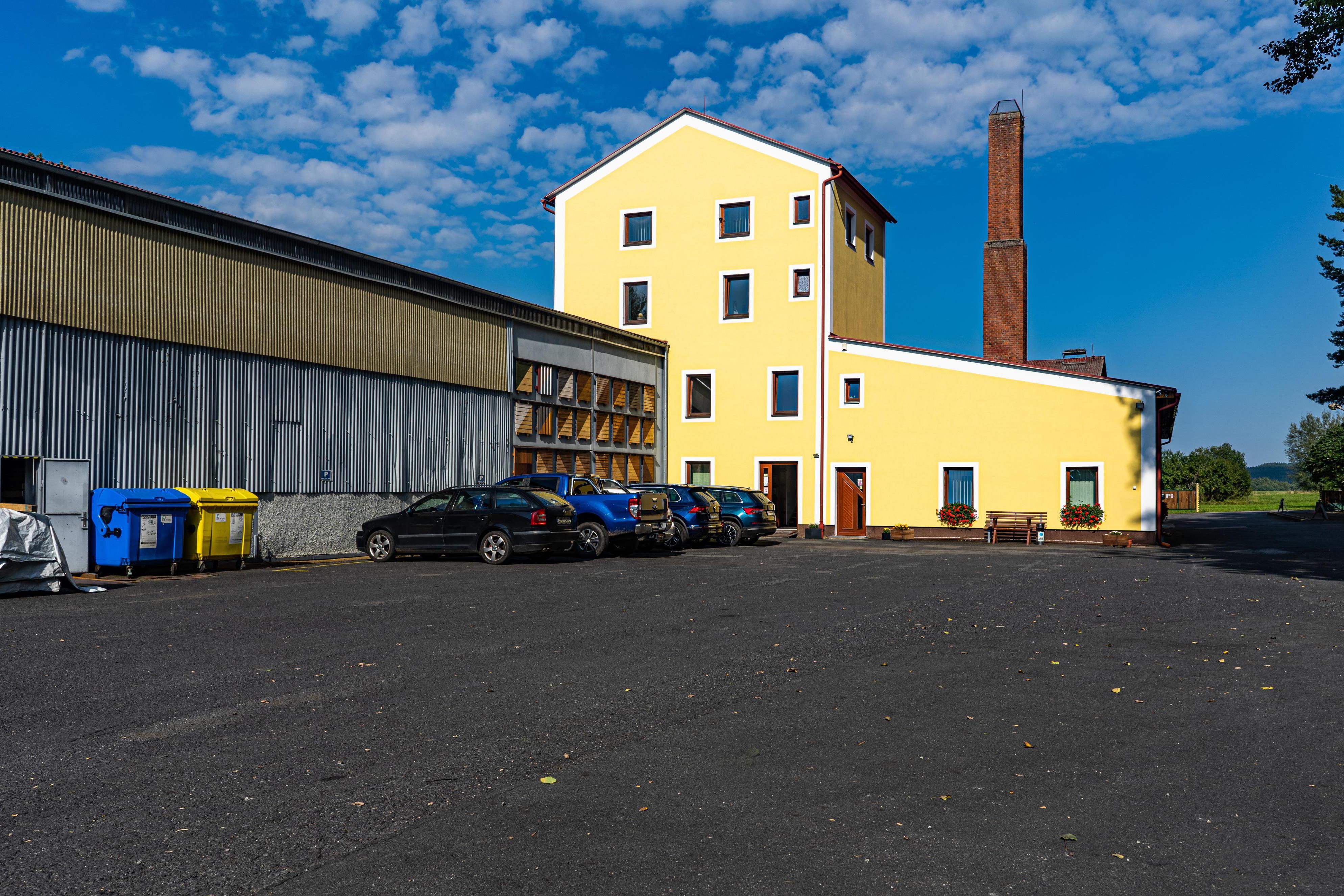 VOLKA a syn spol. s r.o.