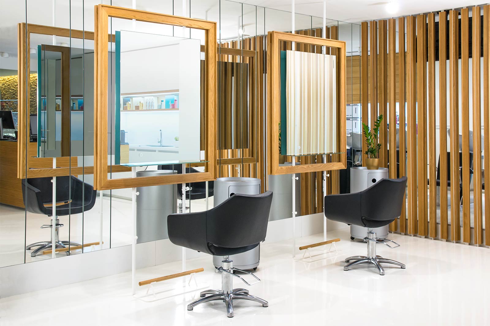 LANA.BI hair, studio BASIC