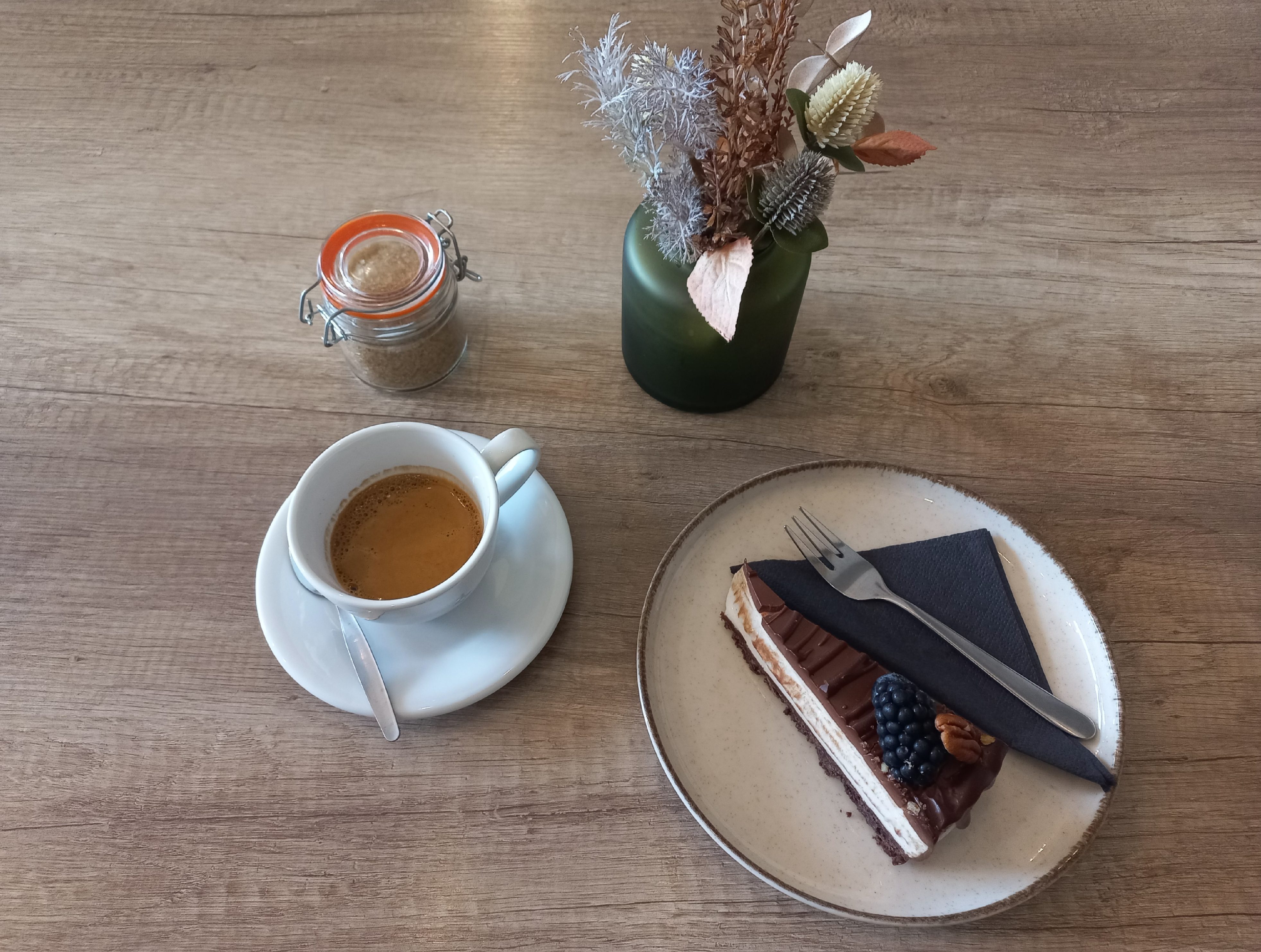 DOKOLA KAFE foto 4