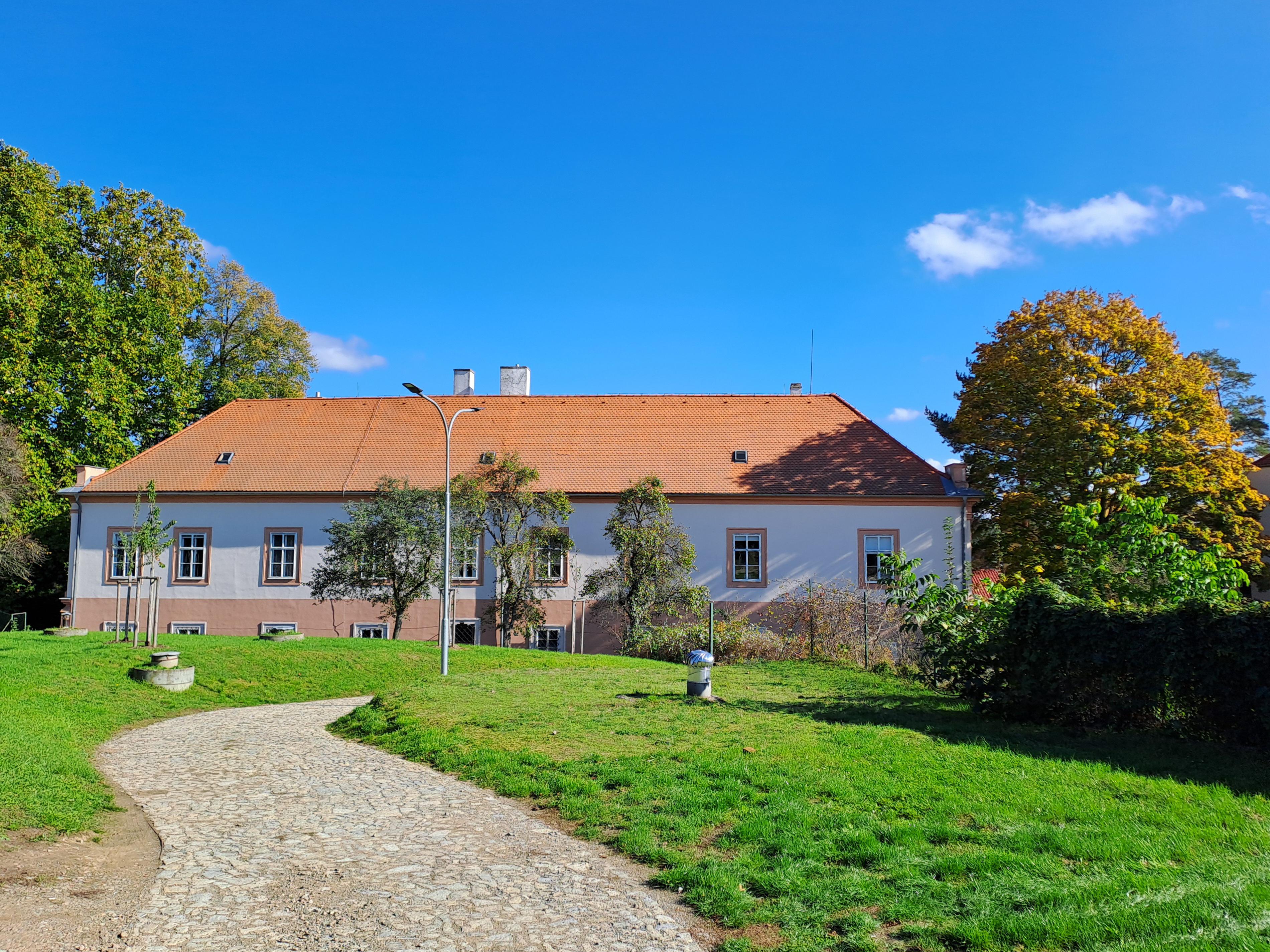 Úřad městské části Brno-Řečkovice a Mokrá Hora foto 3
