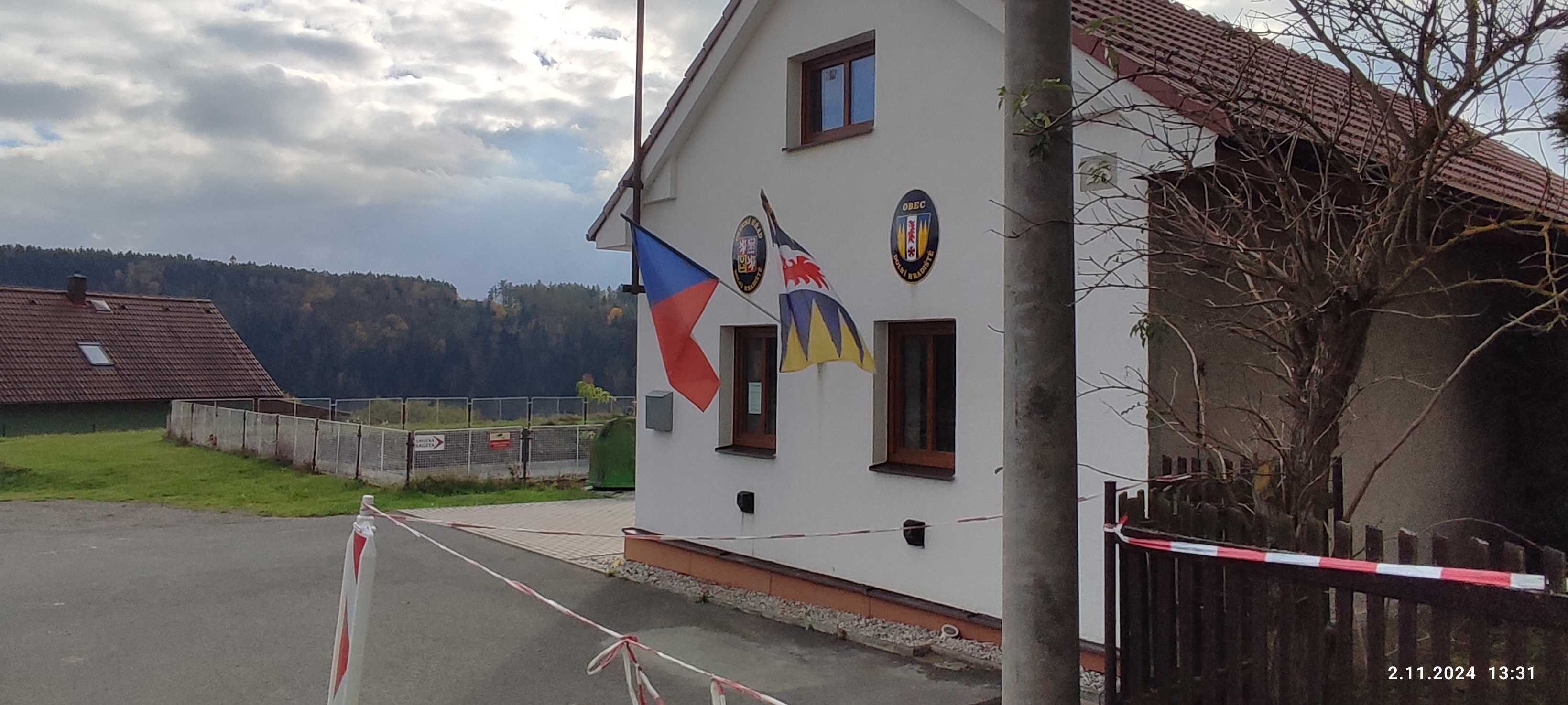 Dolní Hradiště - obecní úřad foto 5