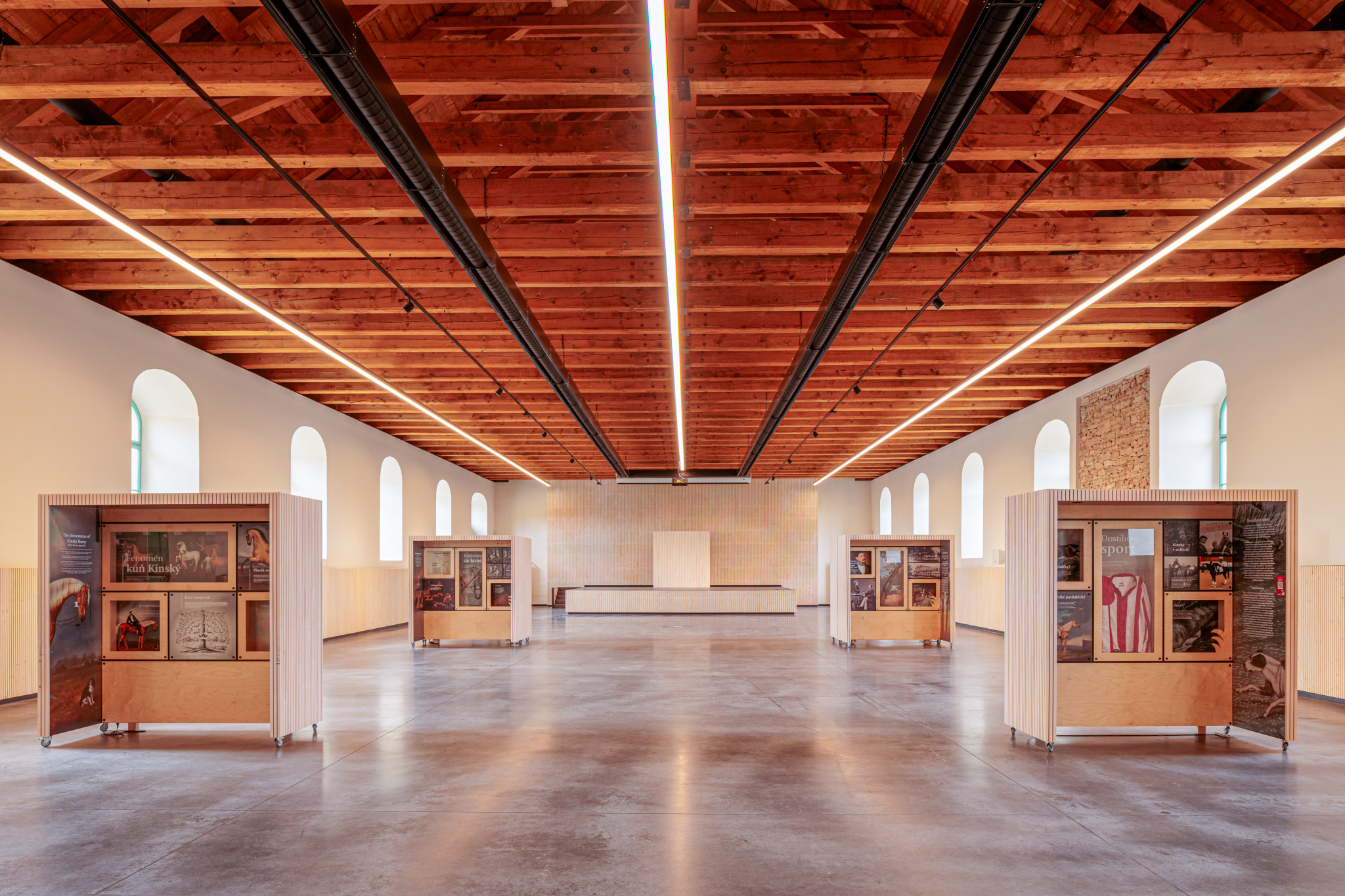 Jízdárna Kinských foto 2