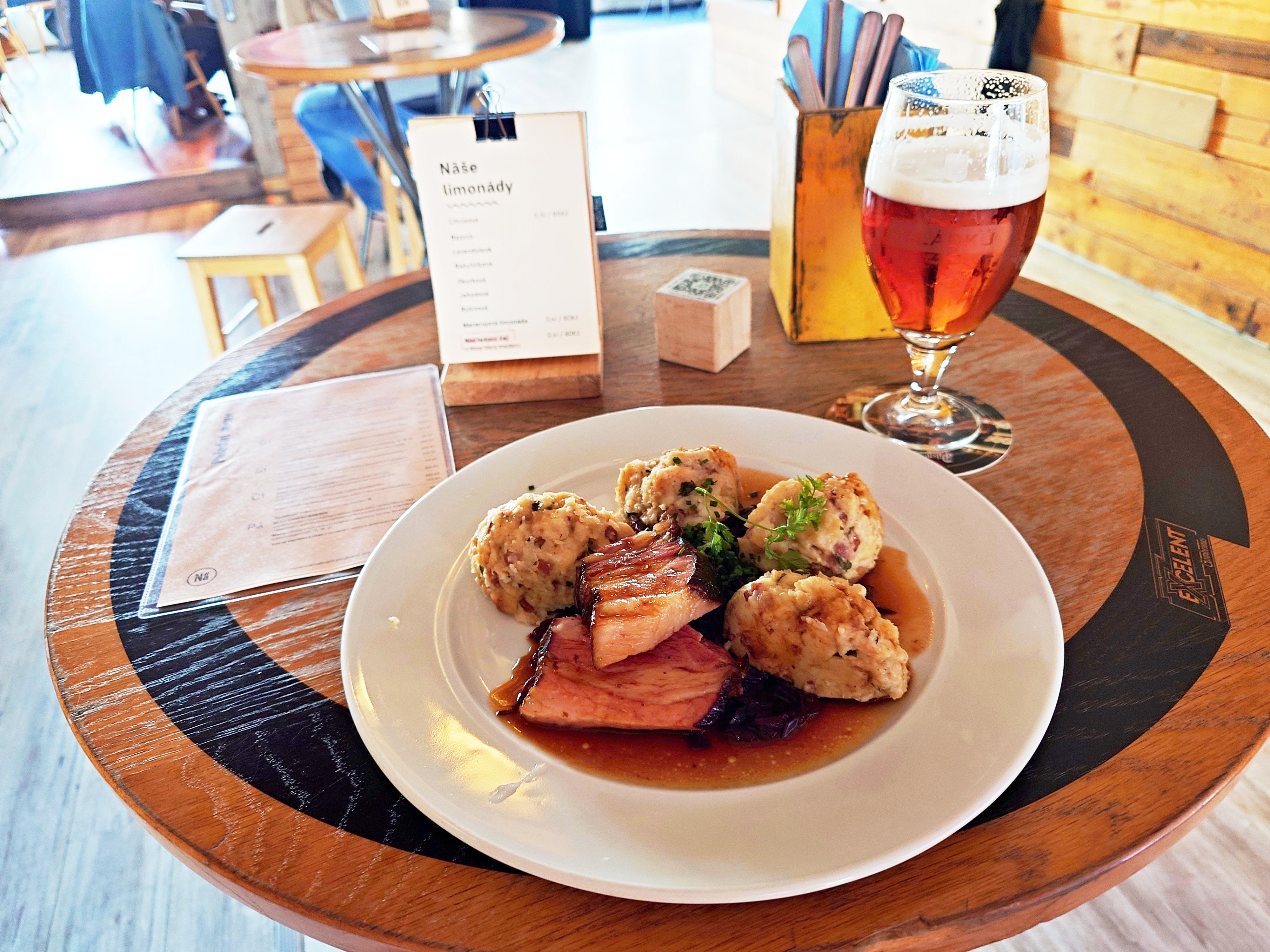 NãPLAVKA café & music bar foto 5