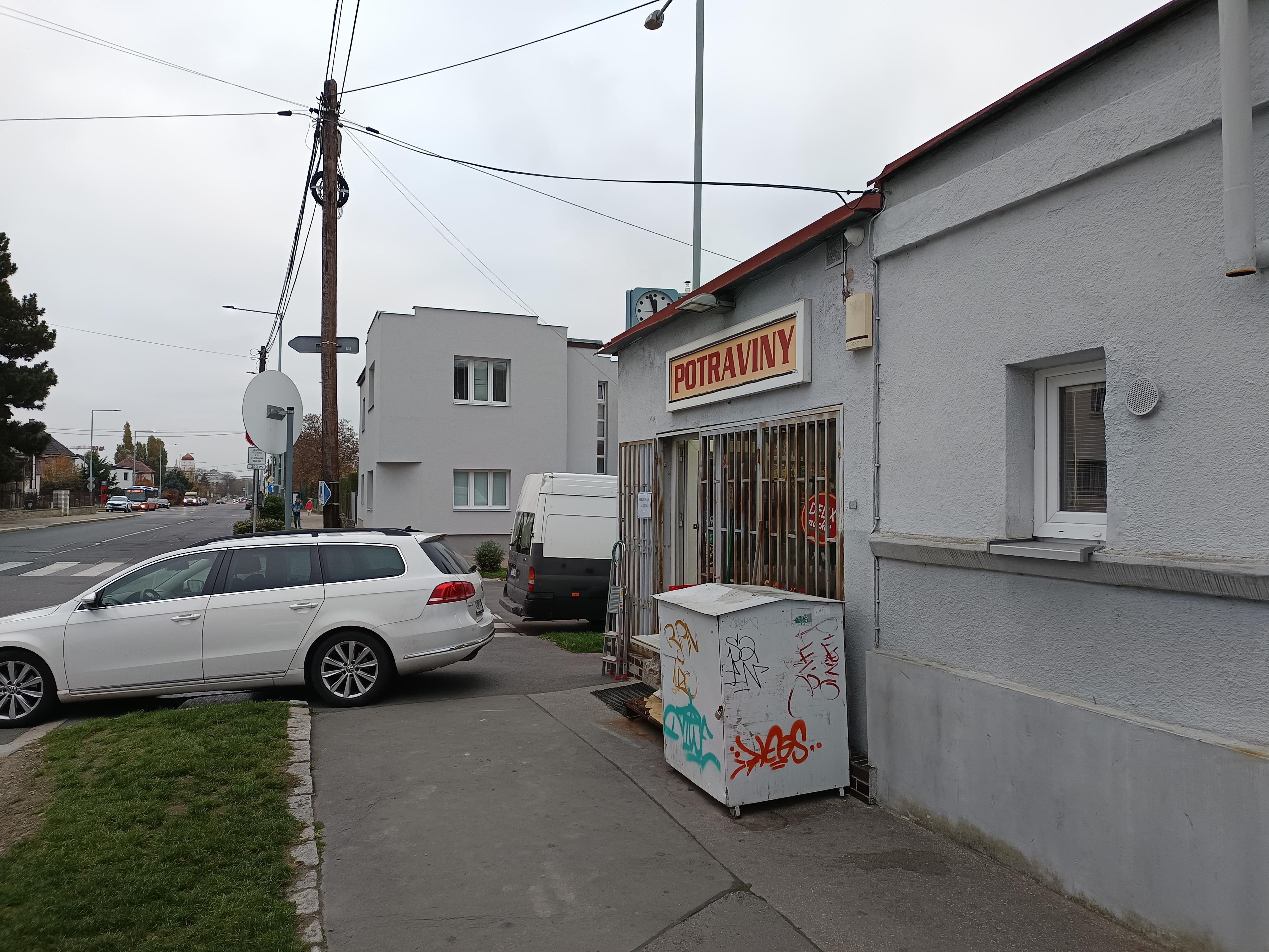 Večerka Štěrboholská 364/9