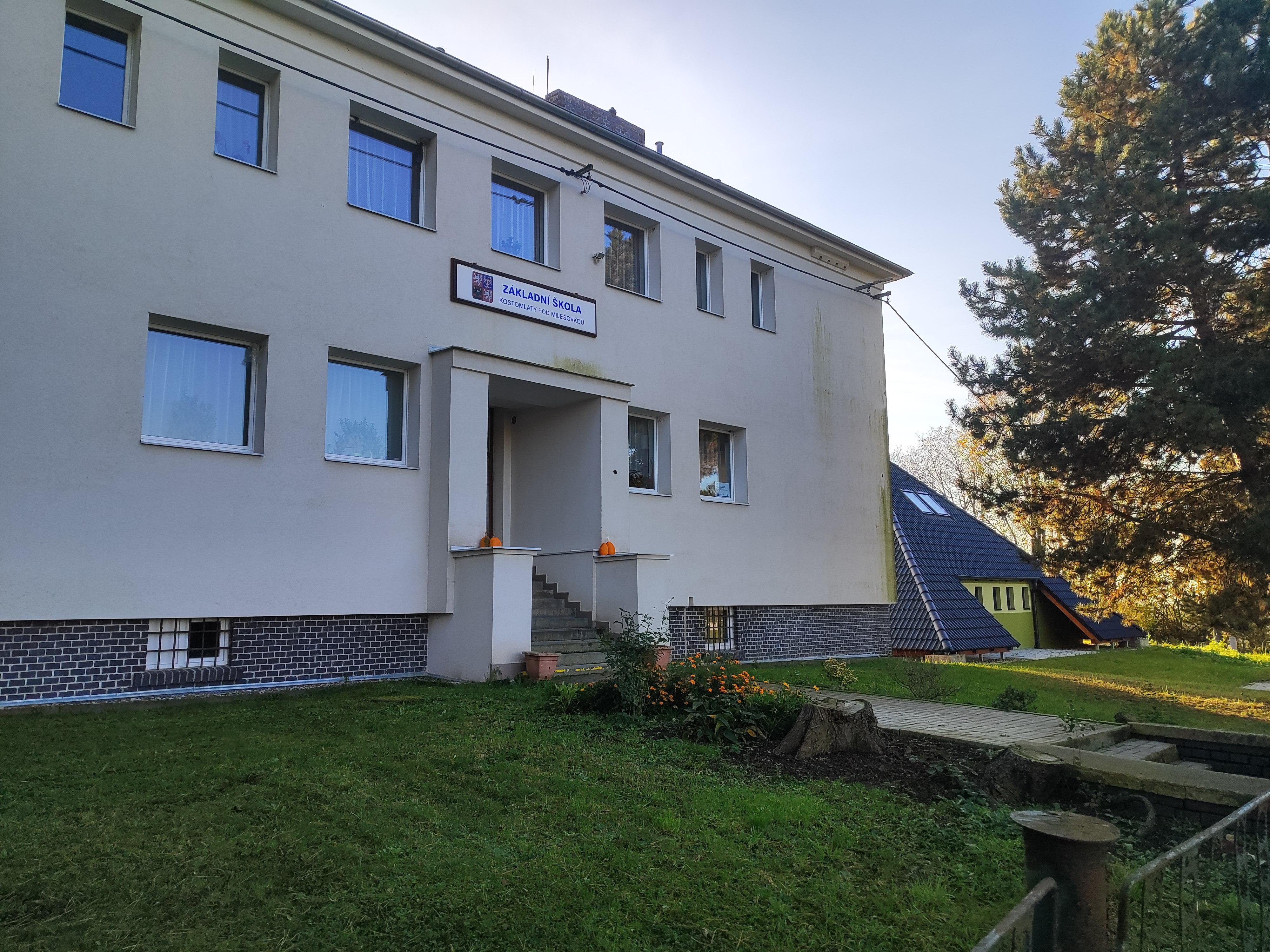 ZŠ Kostomlaty pod Milešovkou foto 2