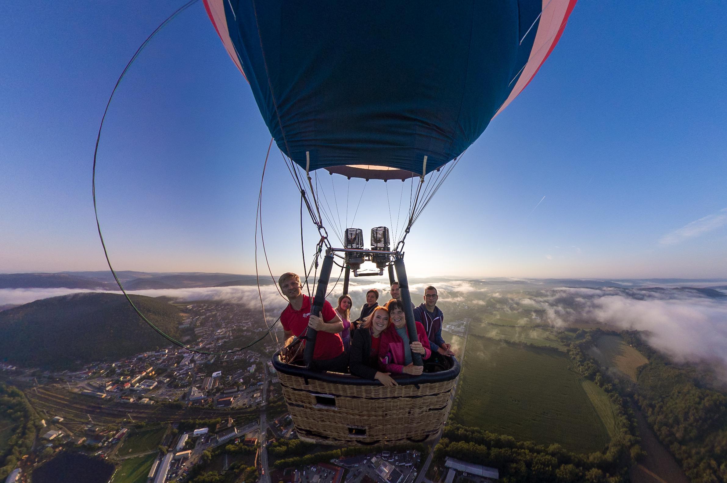 Lety balonem - Braun lítá foto 1