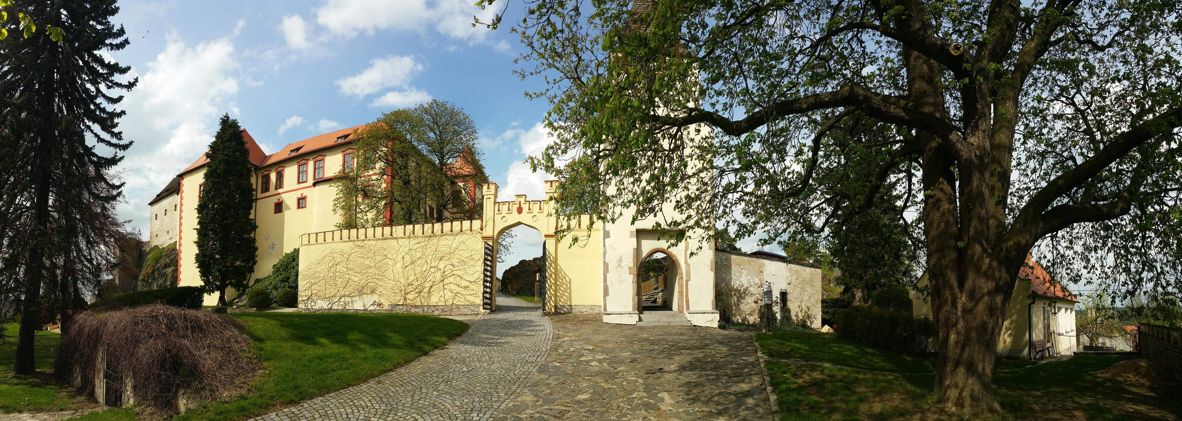 Občerstvení hrad Kámen