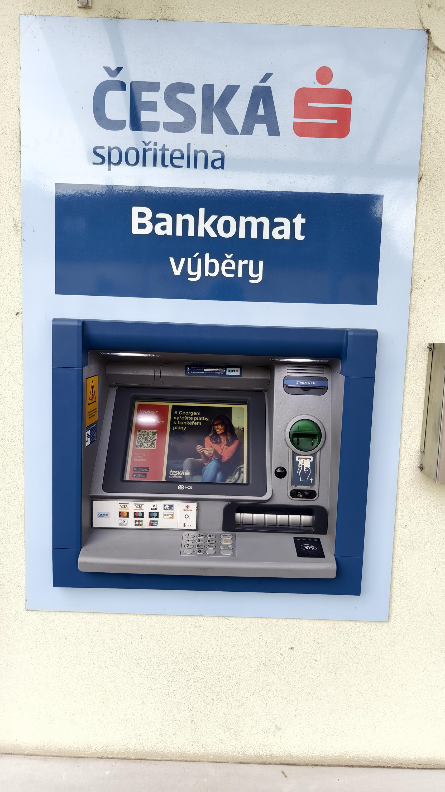 Bankomat České spořitelny foto 2