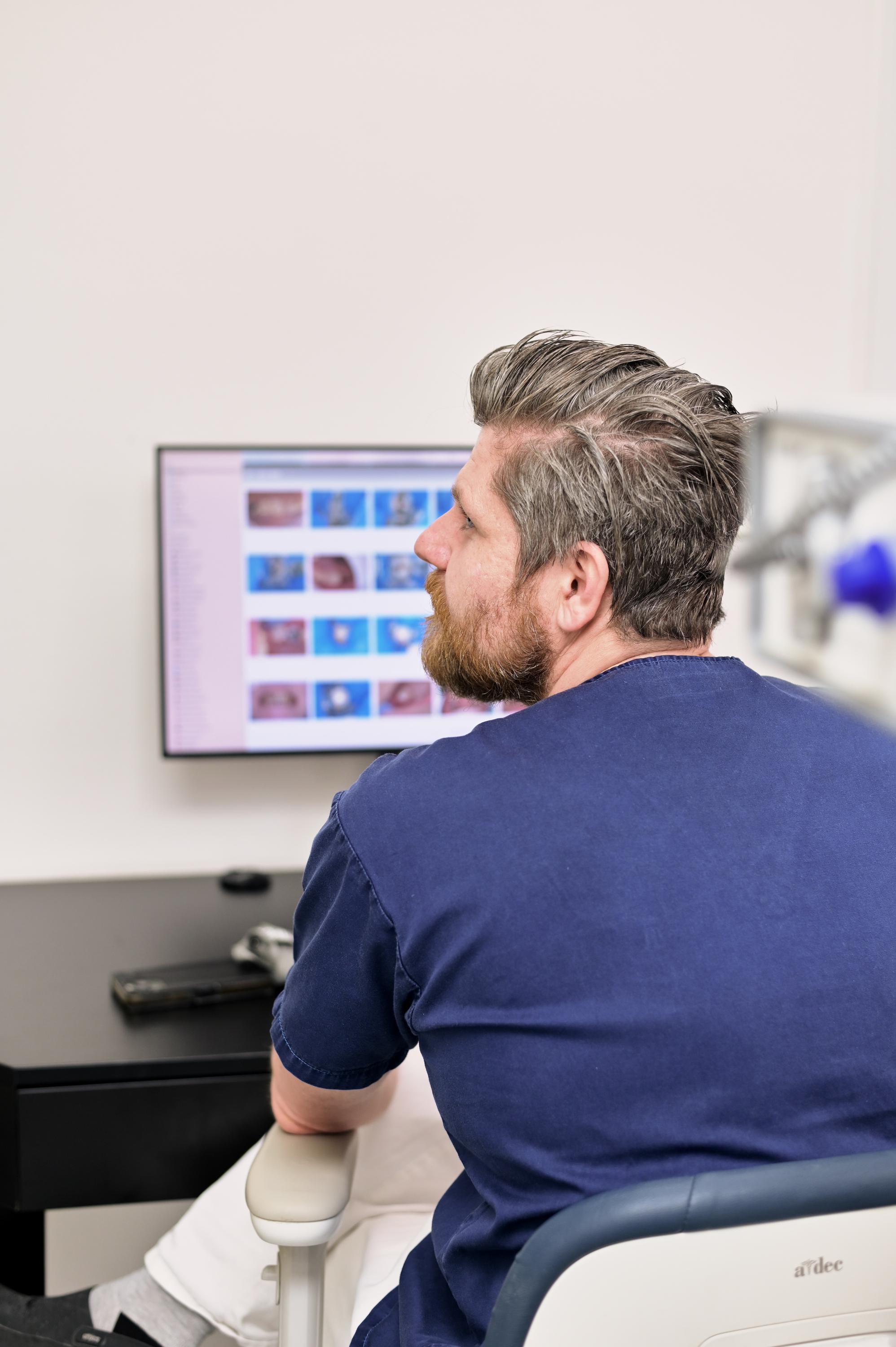 Zubní klinika Hradent, s.r.o. foto 5