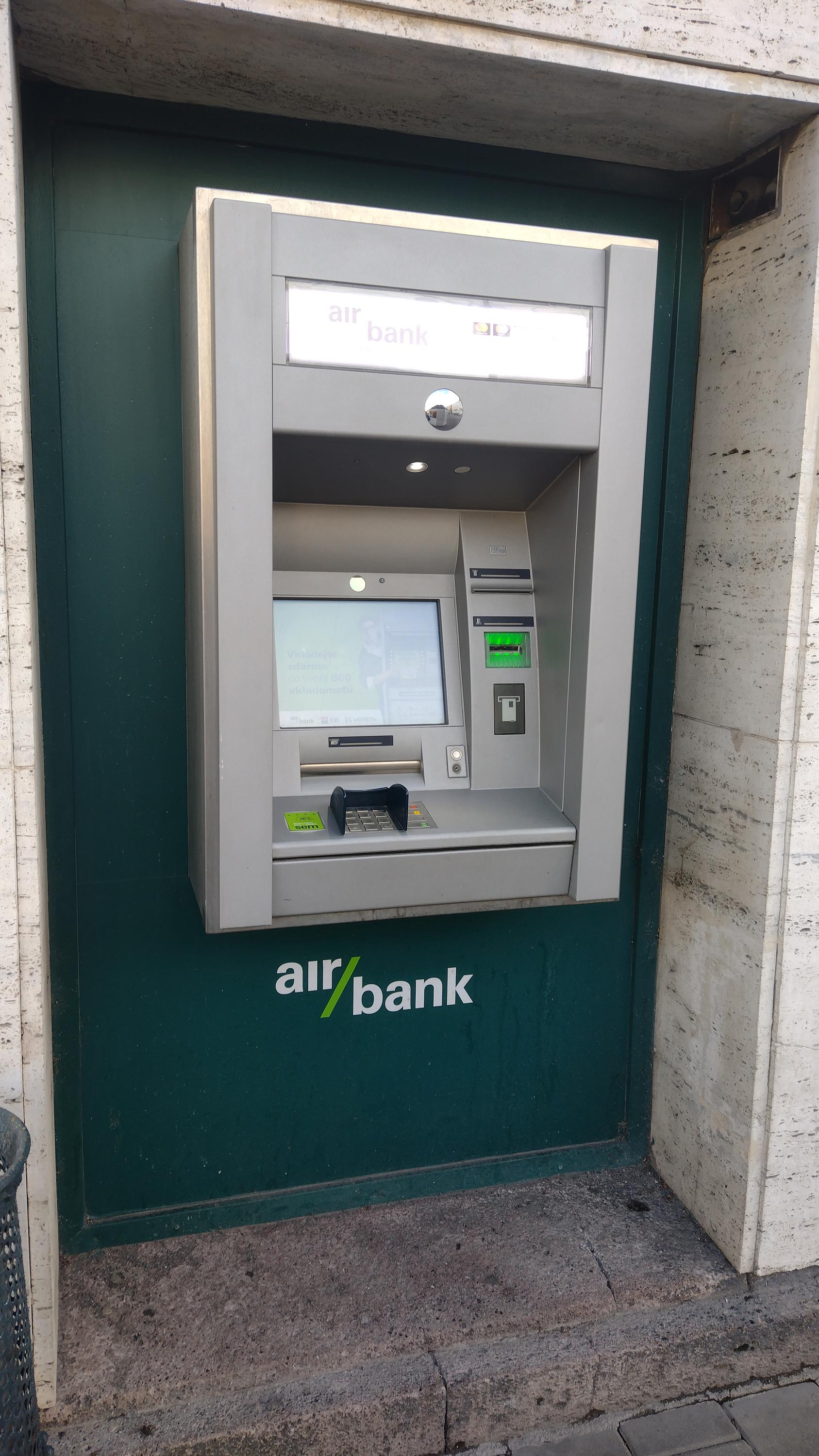 Bankomat Air Bank foto 3