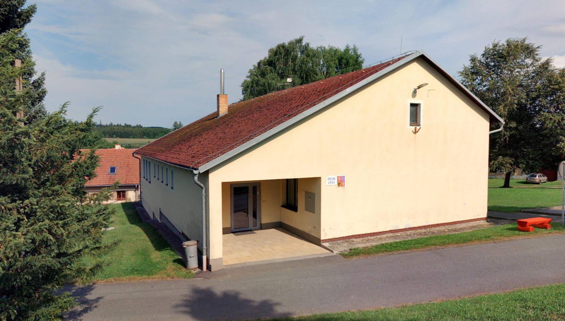 Cerekvička - Rosice - obecní úřad