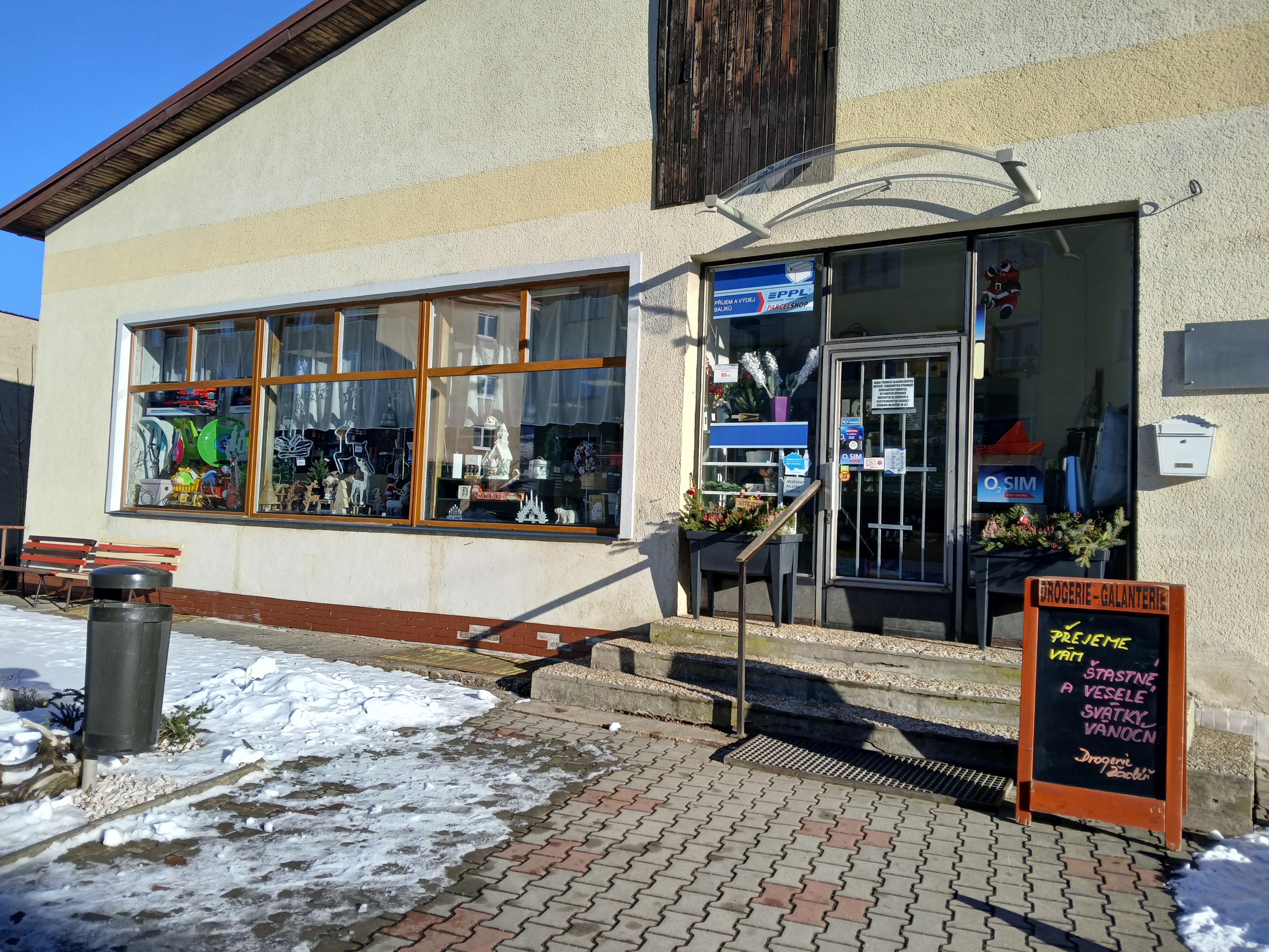 DROGERIE NA CESTÁCH foto 2