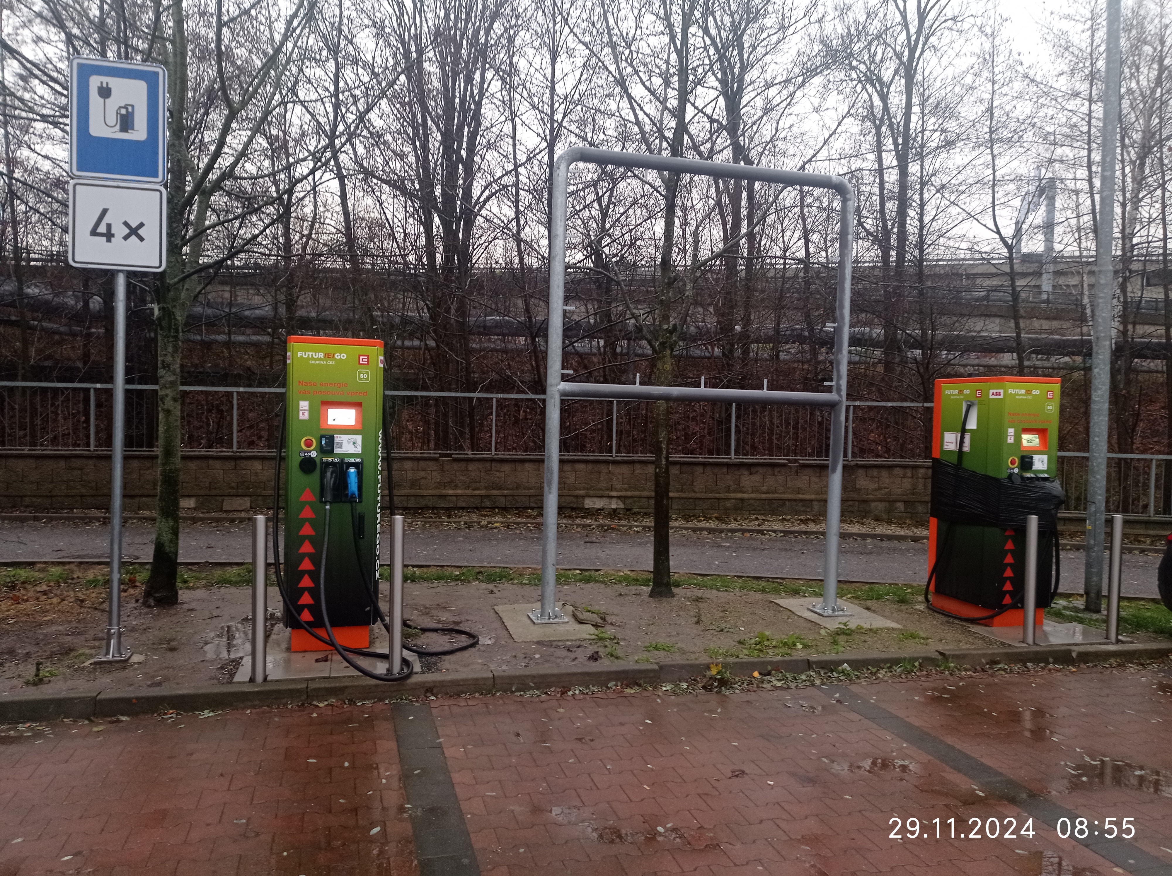 Dobíjecí stanice ČEZ foto 2